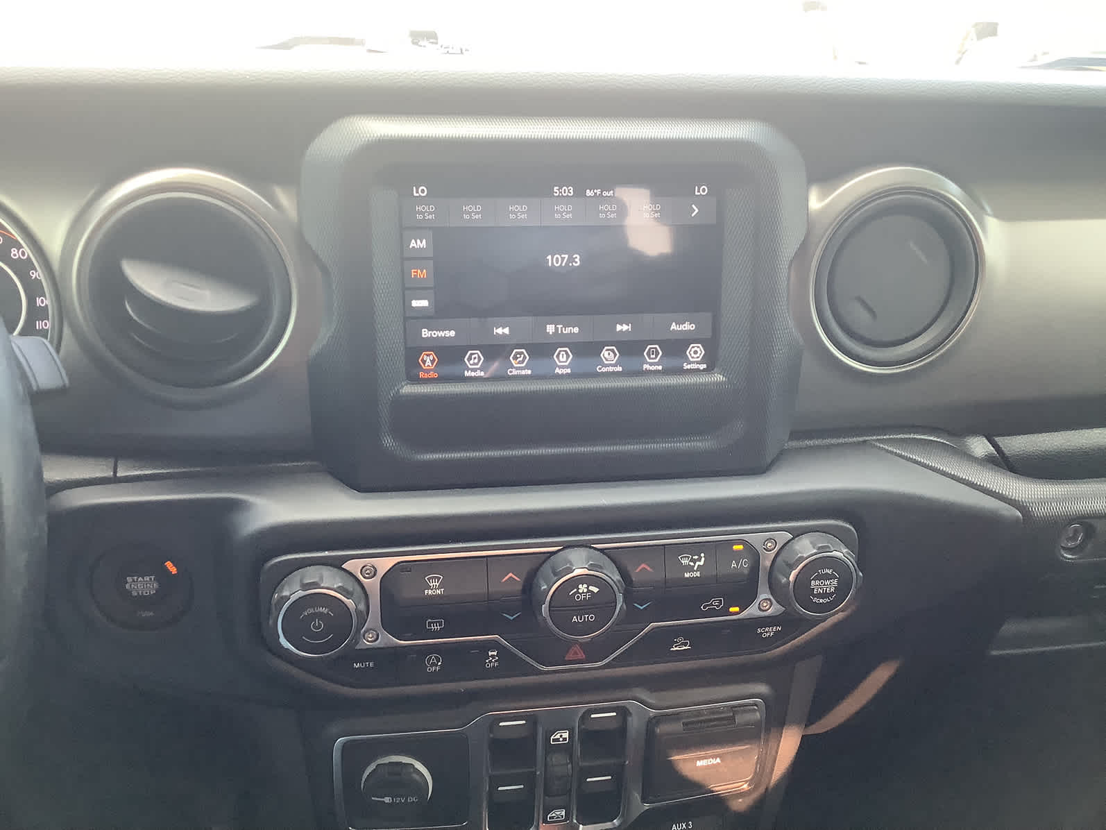 Used Car 2022 Jeep Gladiator  Willys For Sale Under $35,000 In Waco, Texas