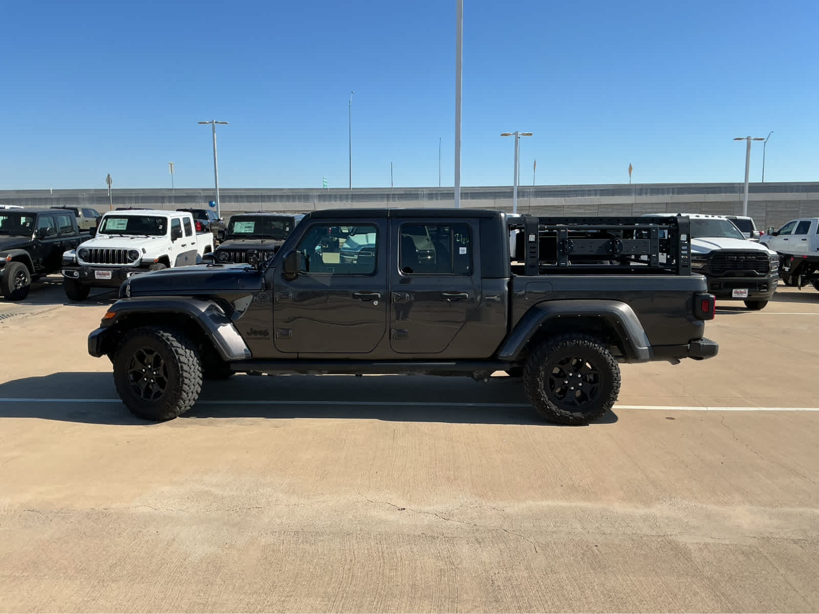 Used Car 2022 Jeep Gladiator  Willys For Sale Under $35,000 In Waco, Texas