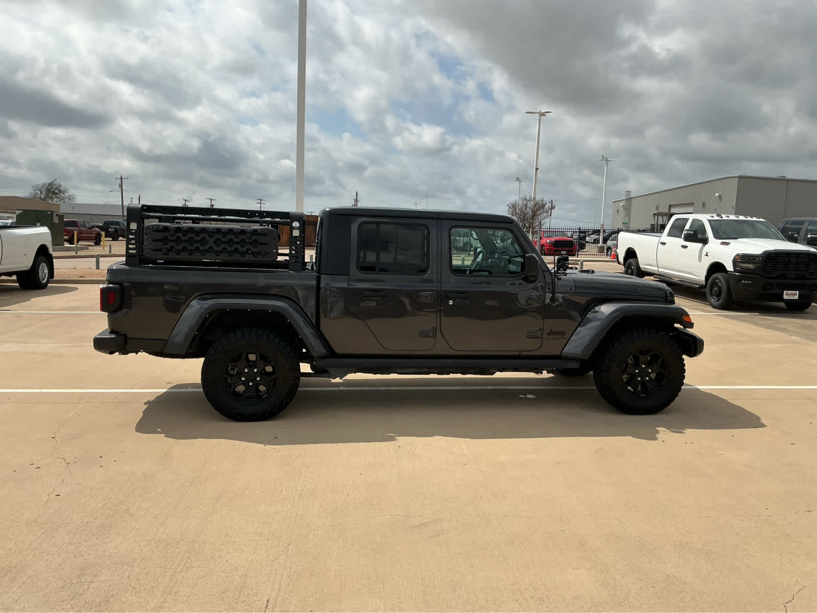 used 2022 Jeep Gladiator car, priced at $30,598