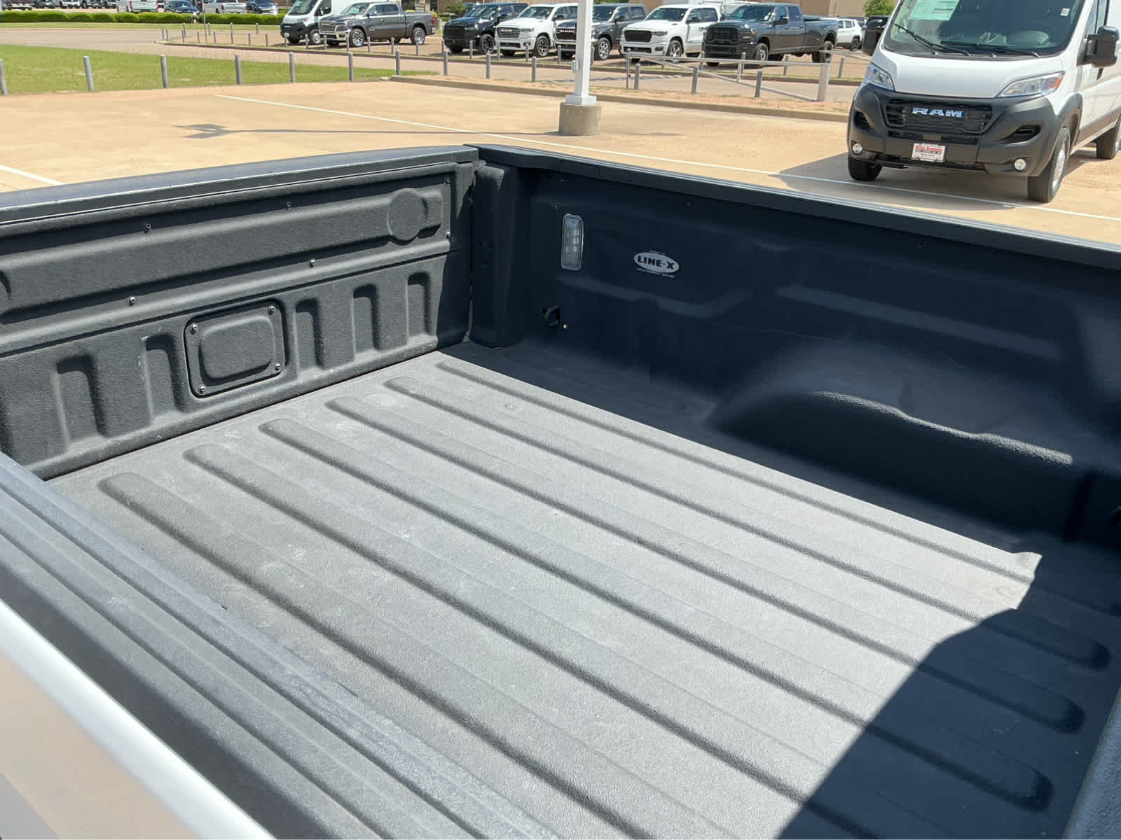 Used Car 2023 Jeep Gladiator  Sport For Sale Under $35,000 In Waco, Texas