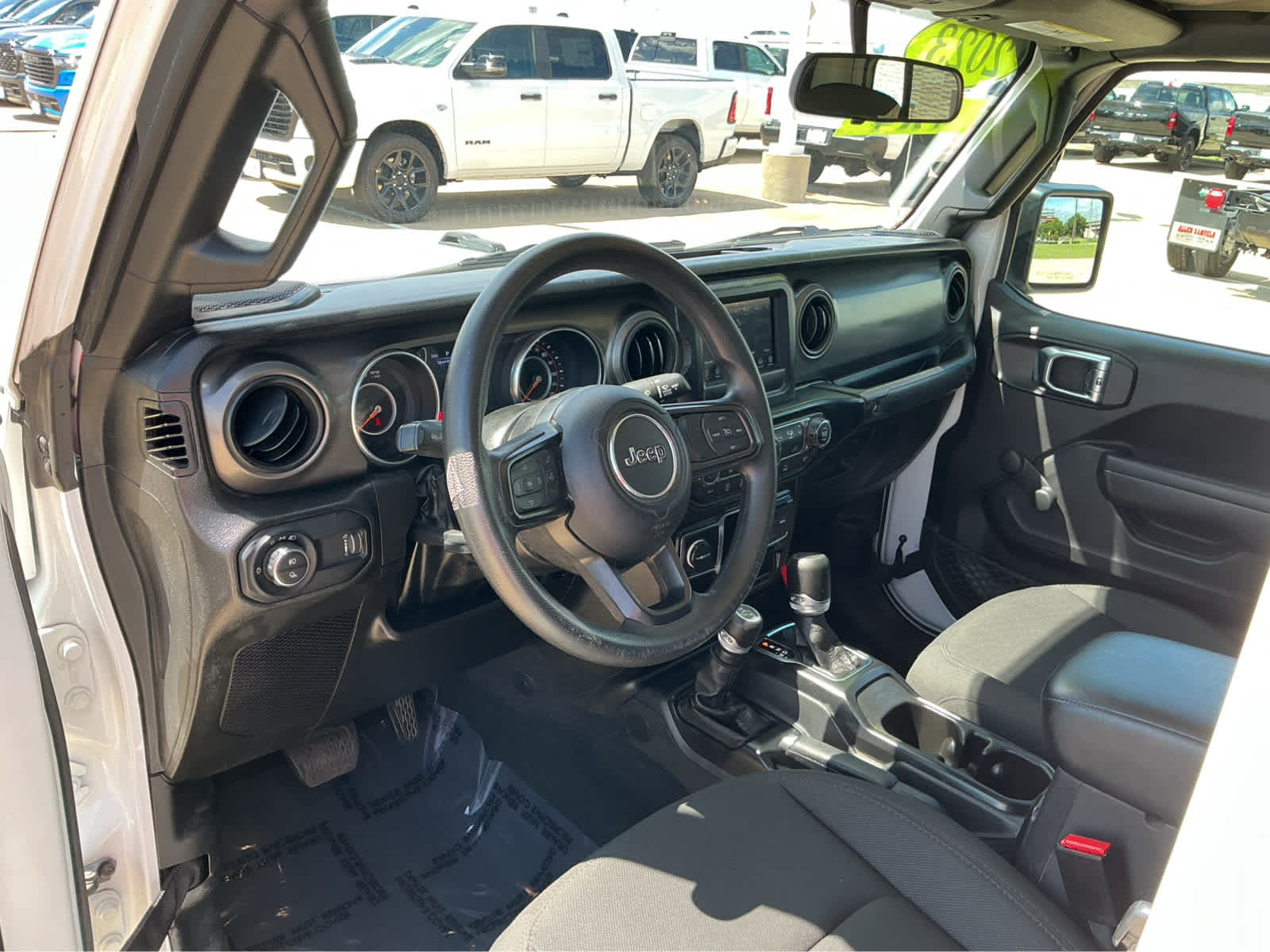 Used Car 2023 Jeep Gladiator  Sport For Sale Under $35,000 In Waco, Texas