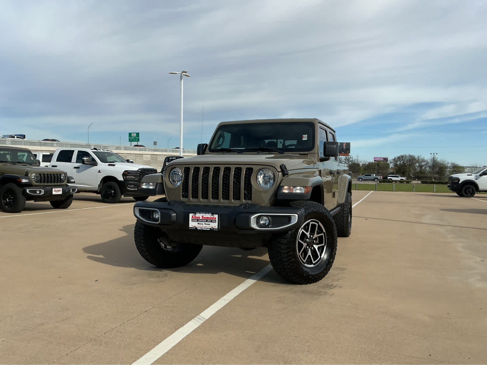 Used Car 2020 Jeep Gladiator  Sport S For Sale Under $25,000 In Waco, Texas