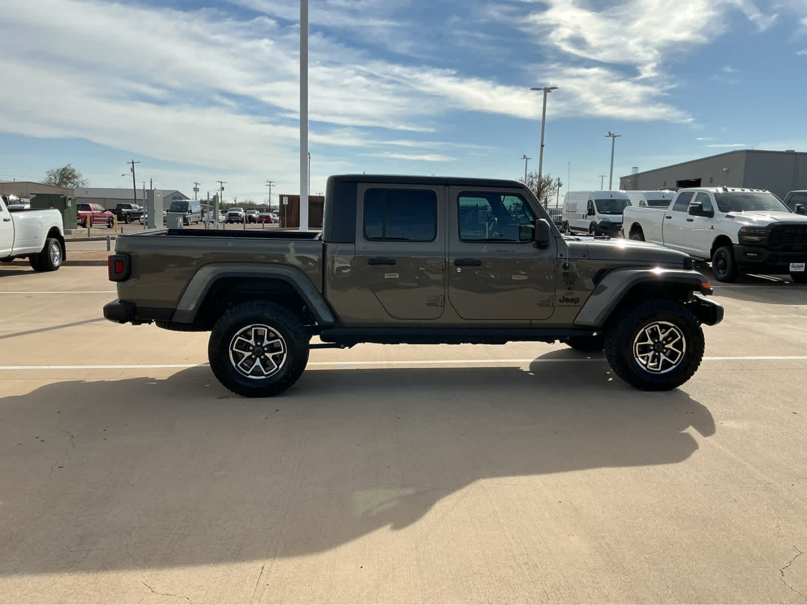 Used Car 2020 Jeep Gladiator  Sport S For Sale Under $25,000 In Waco, Texas