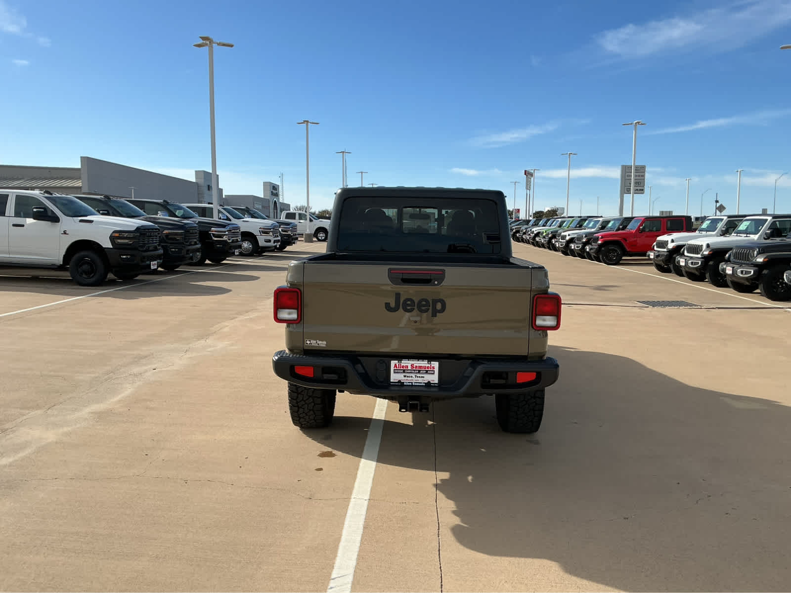 Used Car 2020 Jeep Gladiator  Sport S For Sale Under $25,000 In Waco, Texas