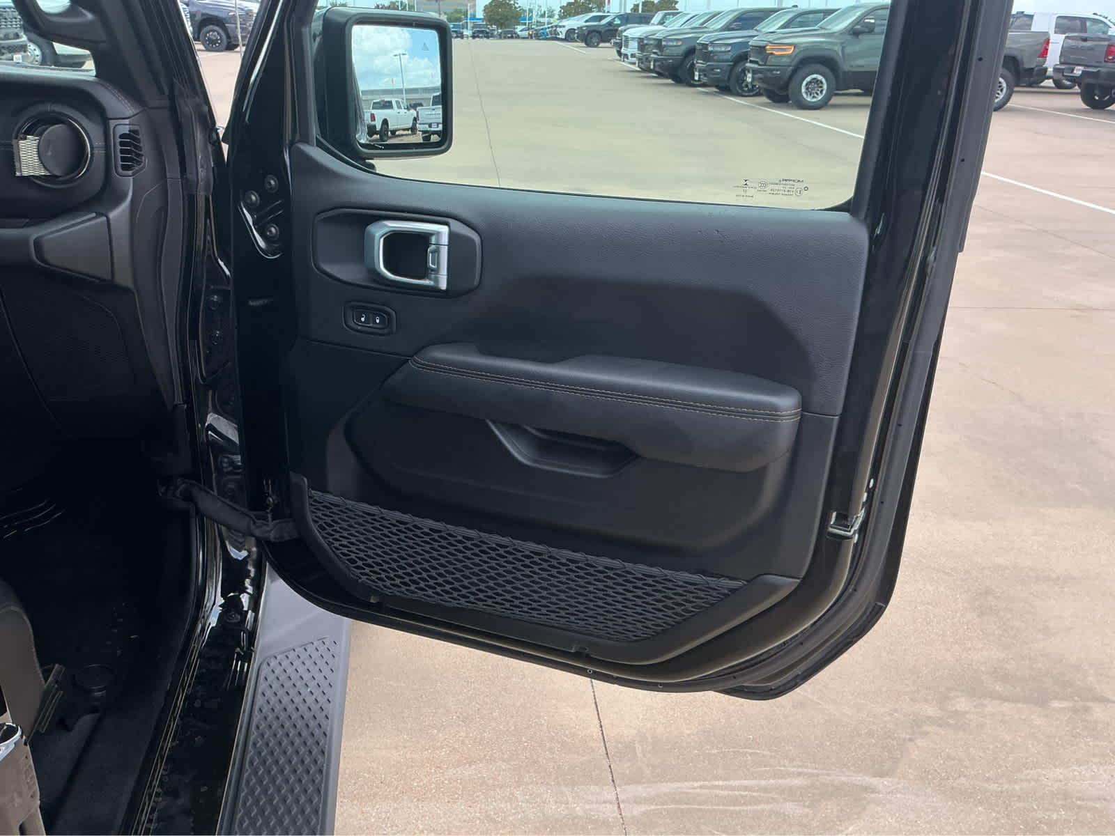 Used Car 2022 Jeep Gladiator  High Altitude For Sale Under $35,000 In Waco, Texas