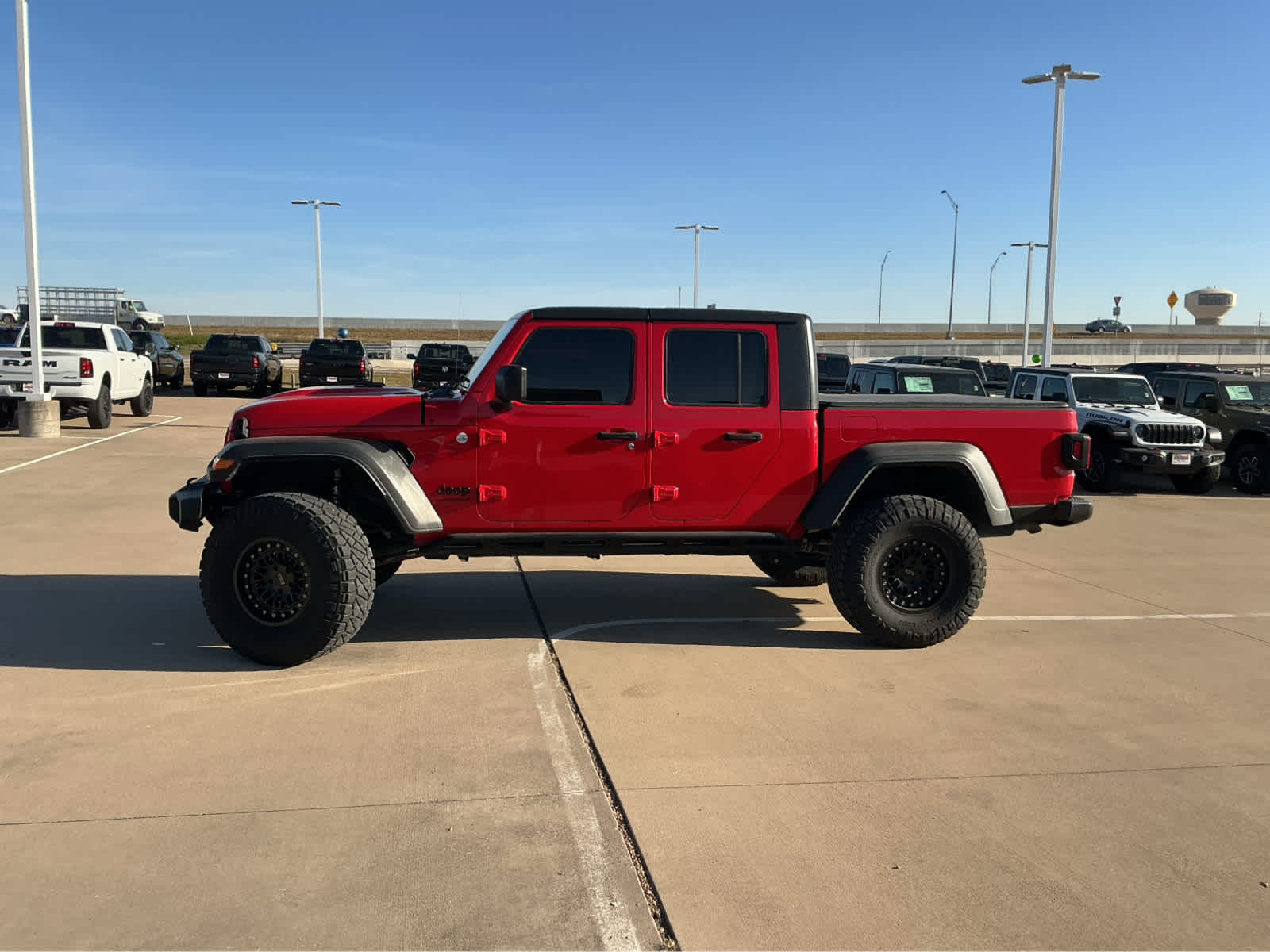 Used Car 2020 Jeep Gladiator  Sport S For Sale Under $30,000 In Waco, Texas