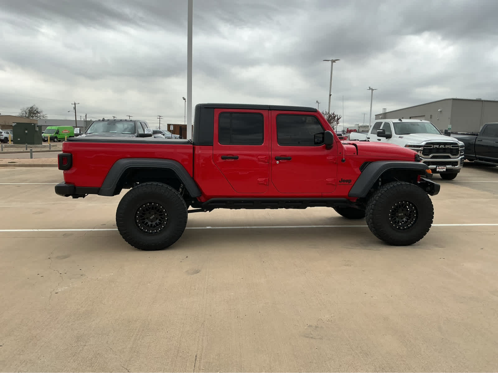 Used Car 2020 Jeep Gladiator  Sport S For Sale Under $30,000 In Waco, Texas