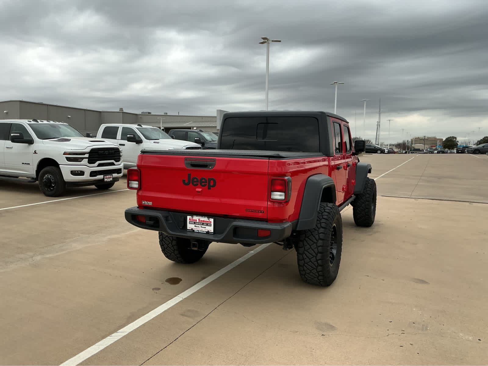 Used Car 2020 Jeep Gladiator  Sport S For Sale Under $30,000 In Waco, Texas