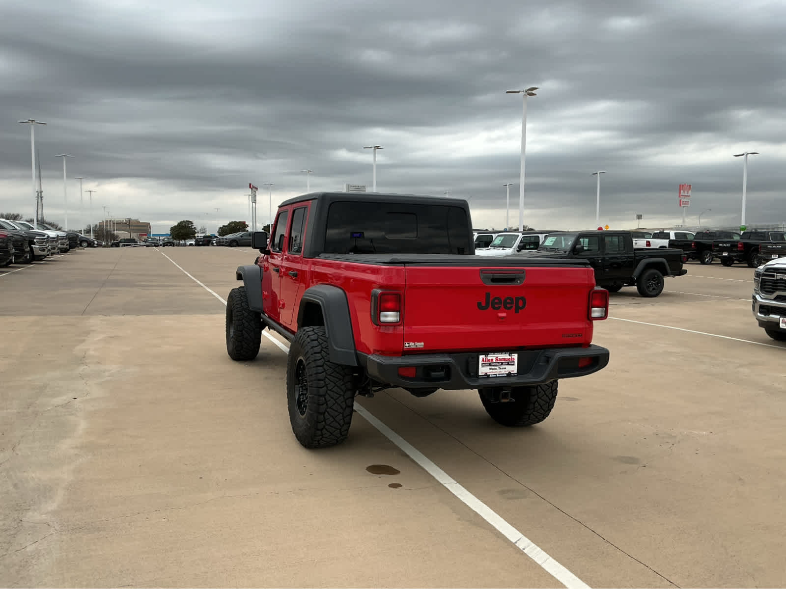 Used Car 2020 Jeep Gladiator  Sport S For Sale Under $30,000 In Waco, Texas