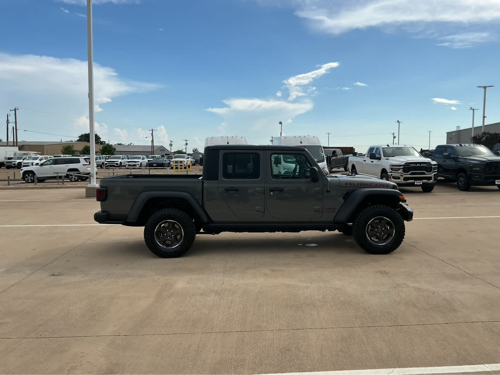 Used Car 2023 Jeep Gladiator  Rubicon For Sale Under $50,000 In Waco, Texas