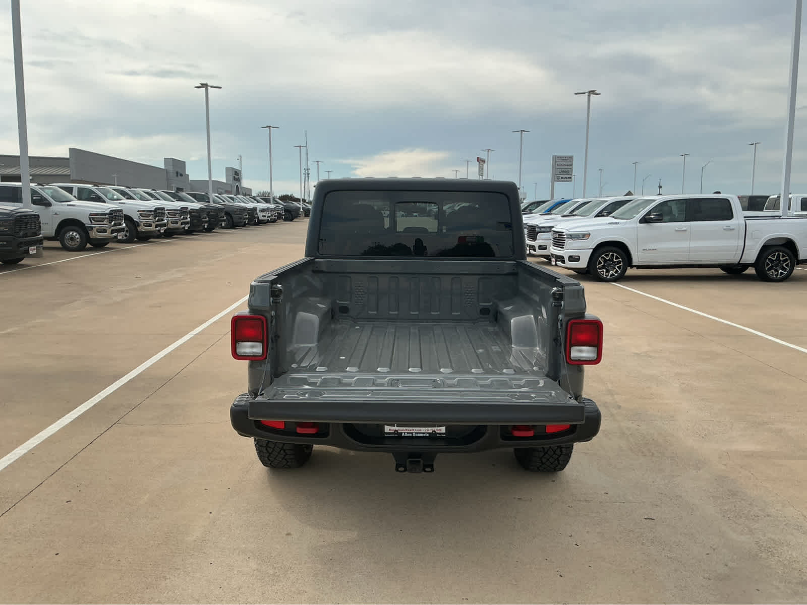 Used Car 2023 Jeep Gladiator  Rubicon For Sale Under $50,000 In Waco, Texas