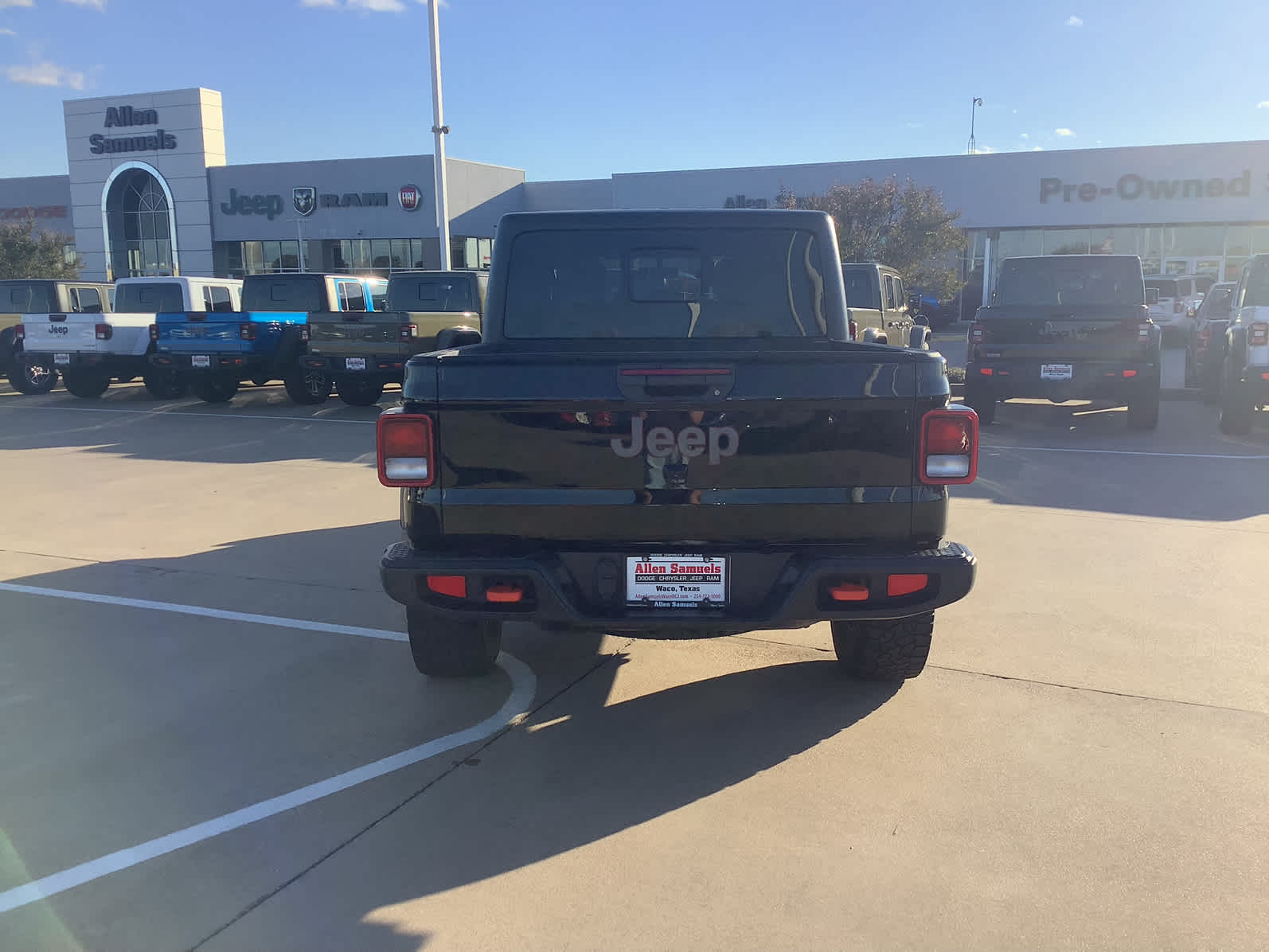 Used Car 2023 Jeep Gladiator  Mojave For Sale Under $50,000 In Waco, Texas
