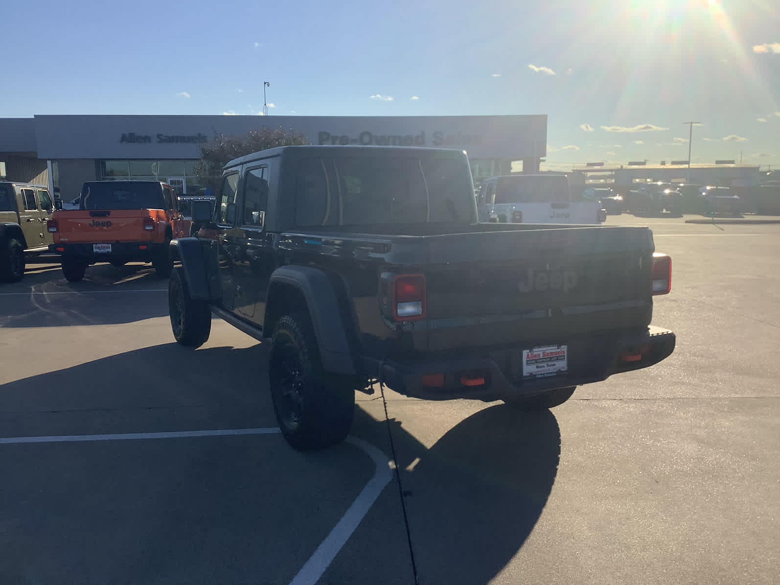 Used Car 2023 Jeep Gladiator  Mojave For Sale Under $50,000 In Waco, Texas