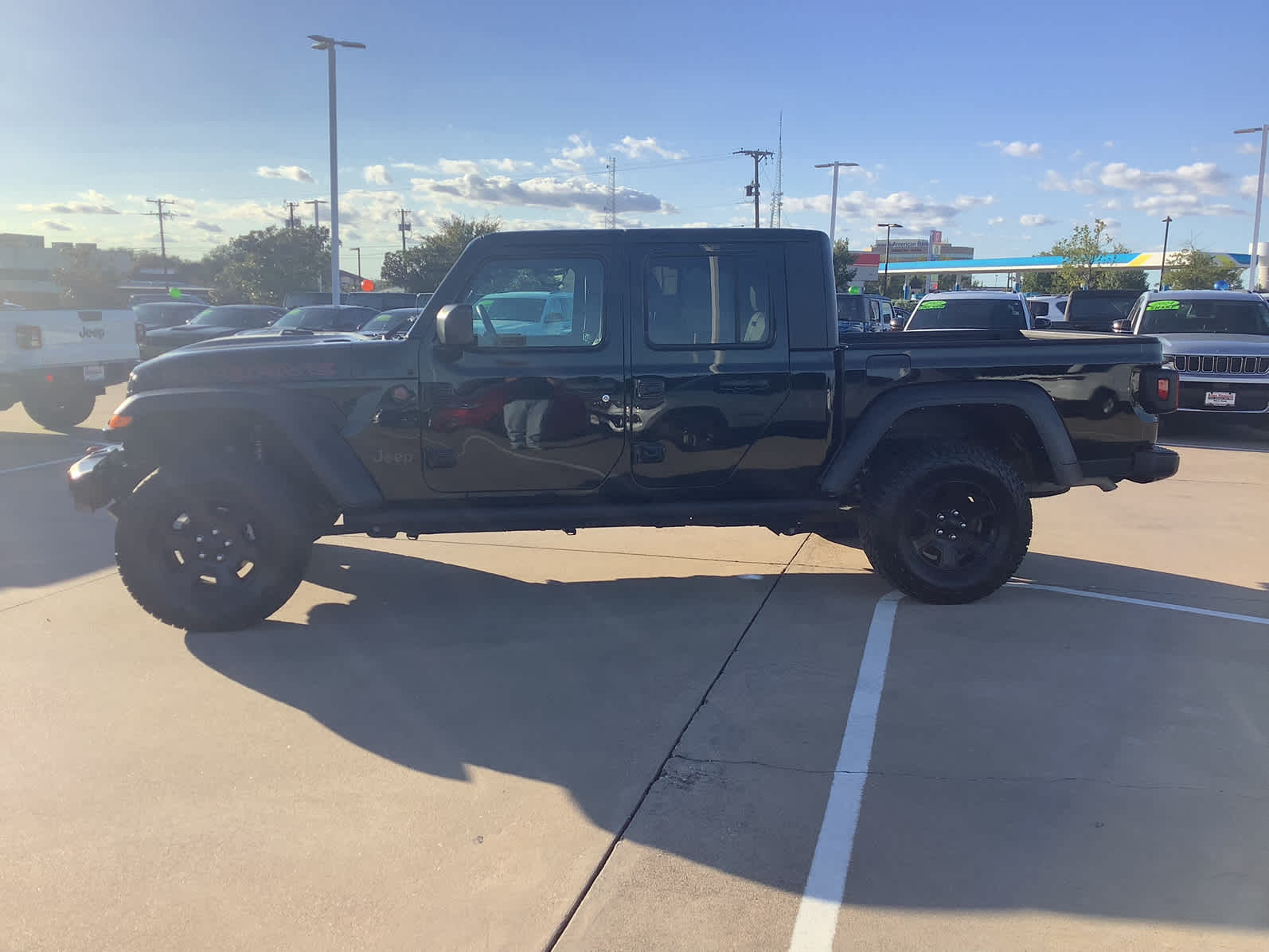 Used Car 2023 Jeep Gladiator  Mojave For Sale Under $50,000 In Waco, Texas