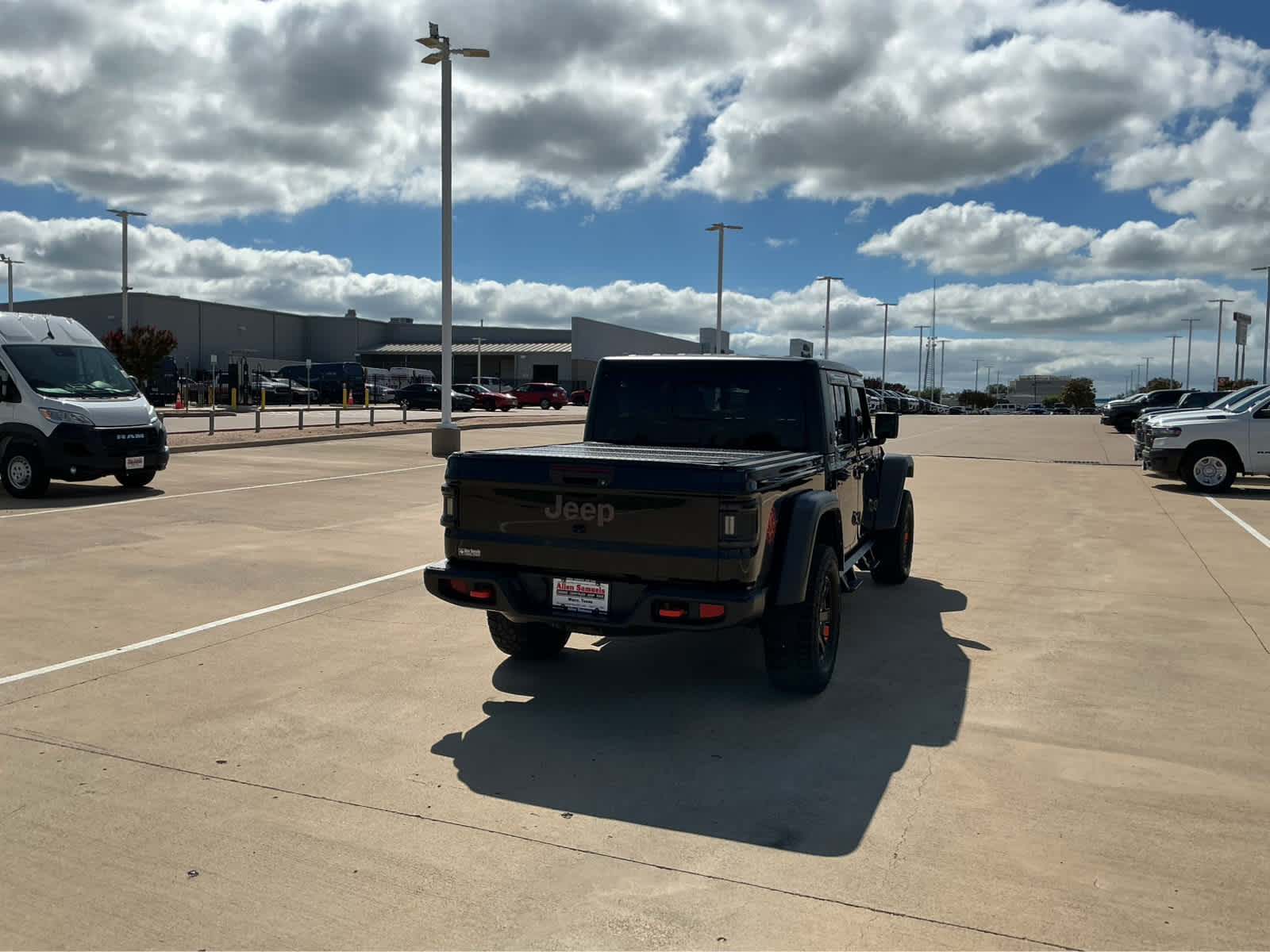 Used Car 2023 Jeep Gladiator  Mojave For Sale Under $50,000 In Waco, Texas