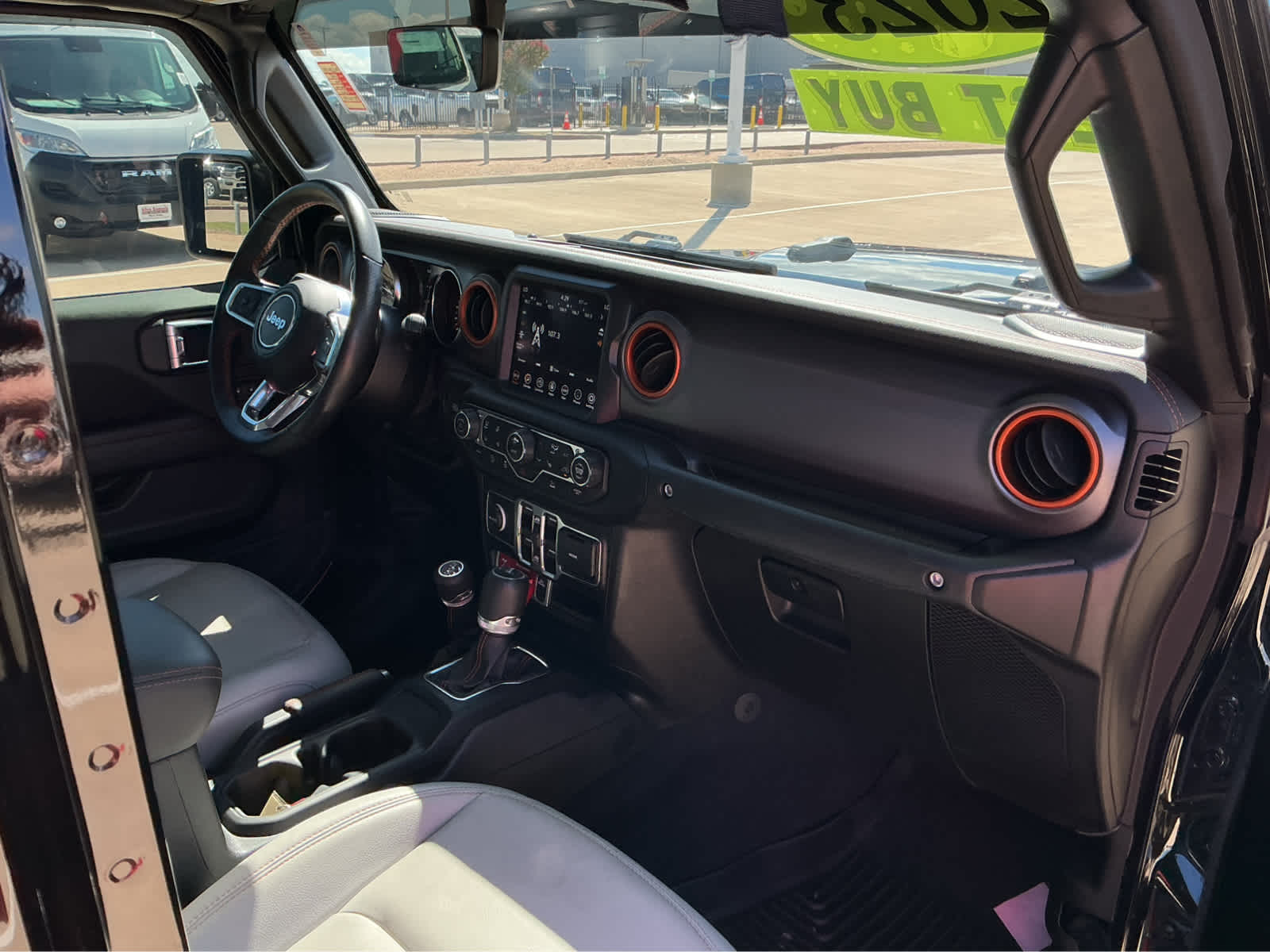 Used Car 2023 Jeep Gladiator  Mojave For Sale Under $50,000 In Waco, Texas