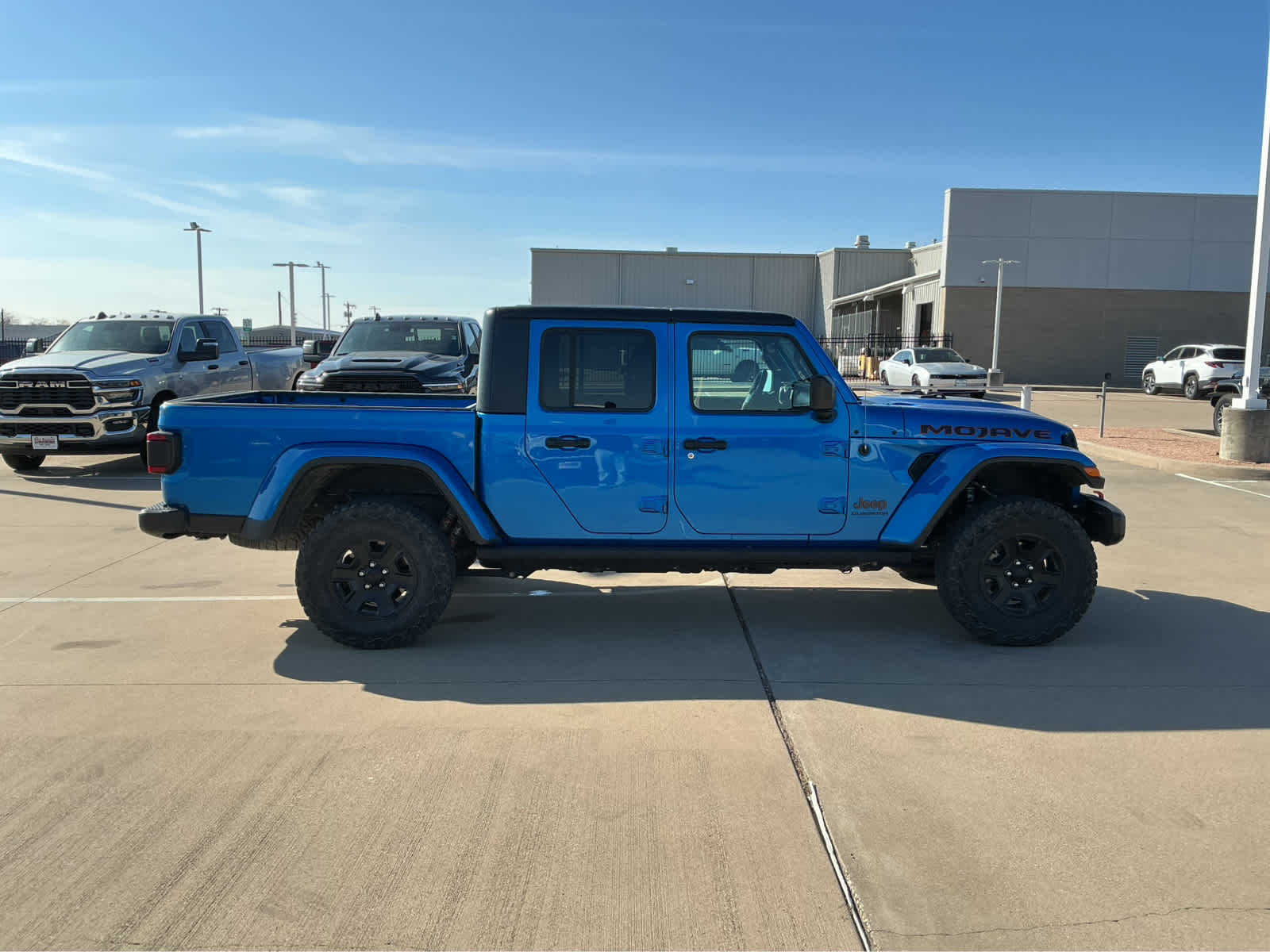 Used Car 2021 Jeep Gladiator  Mojave For Sale Under $40,000 In Waco, Texas