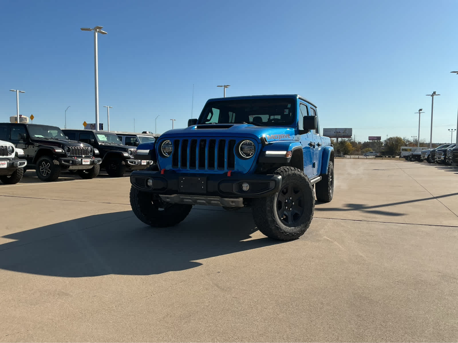 Used Car 2021 Jeep Gladiator  Mojave For Sale Under $40,000 In Waco, Texas