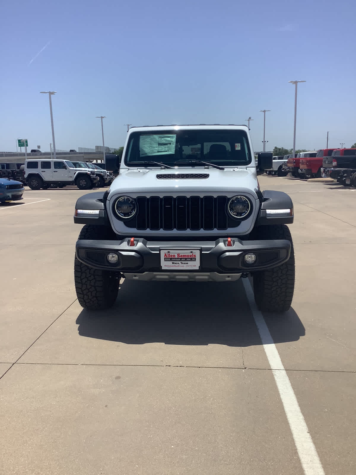 New Car 2024 Jeep Gladiator  Mojave 4x4 For Sale Under $60,000 In Waco, Texas