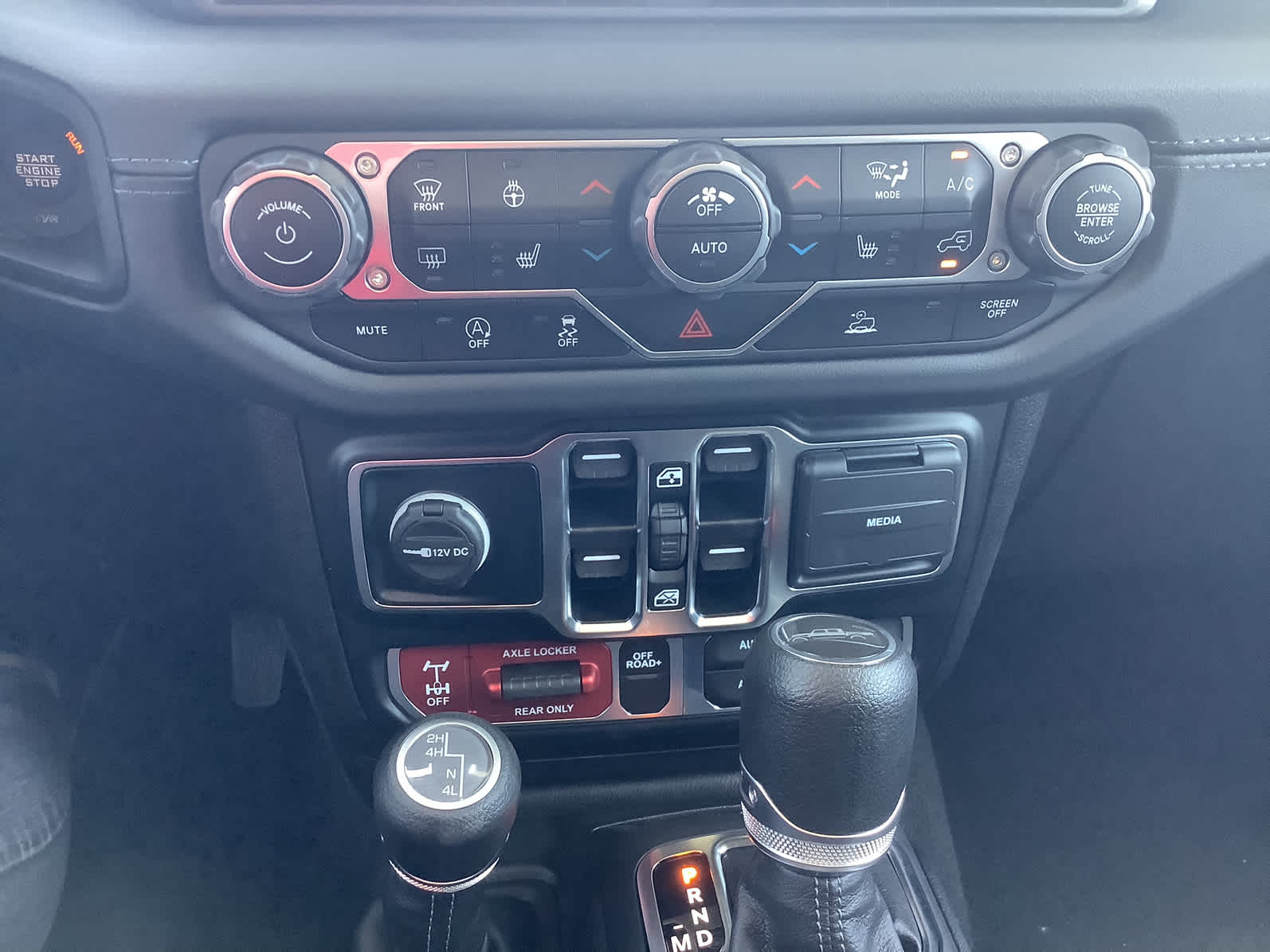 New Car 2024 Jeep Gladiator  Mojave 4x4 For Sale Under $60,000 In Waco, Texas