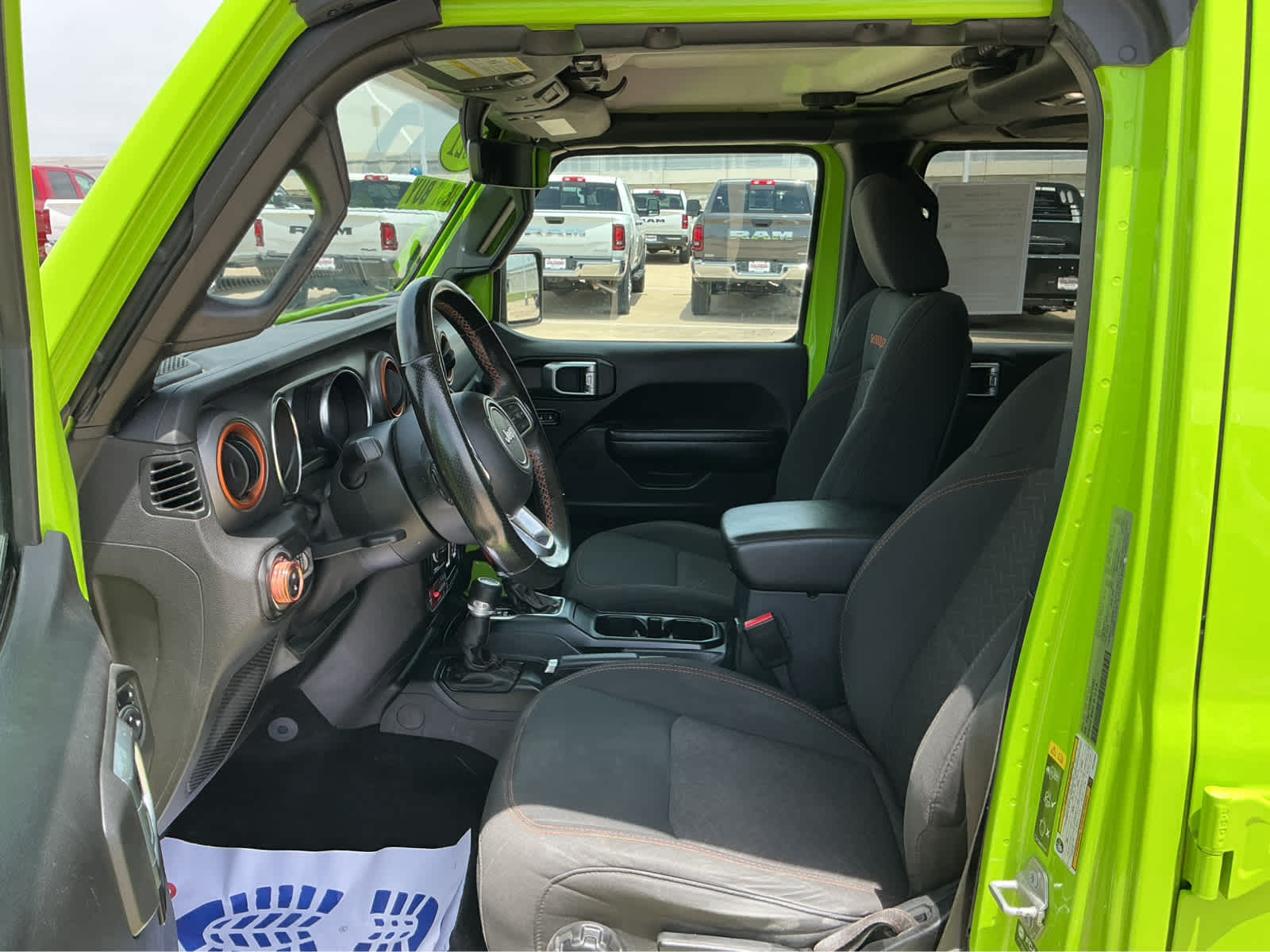 Used Car 2021 Jeep Gladiator  Mojave For Sale Under $35,000 In Waco, Texas
