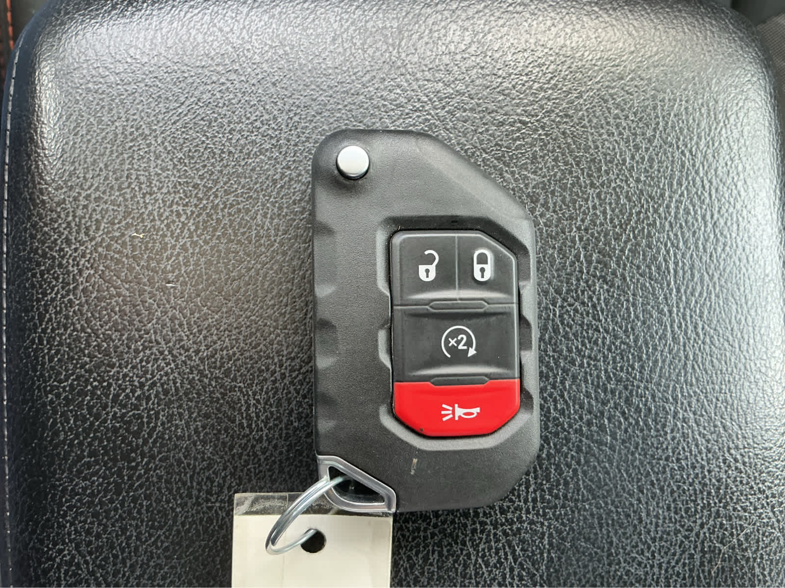 Used Car 2021 Jeep Gladiator  Mojave For Sale Under $35,000 In Waco, Texas