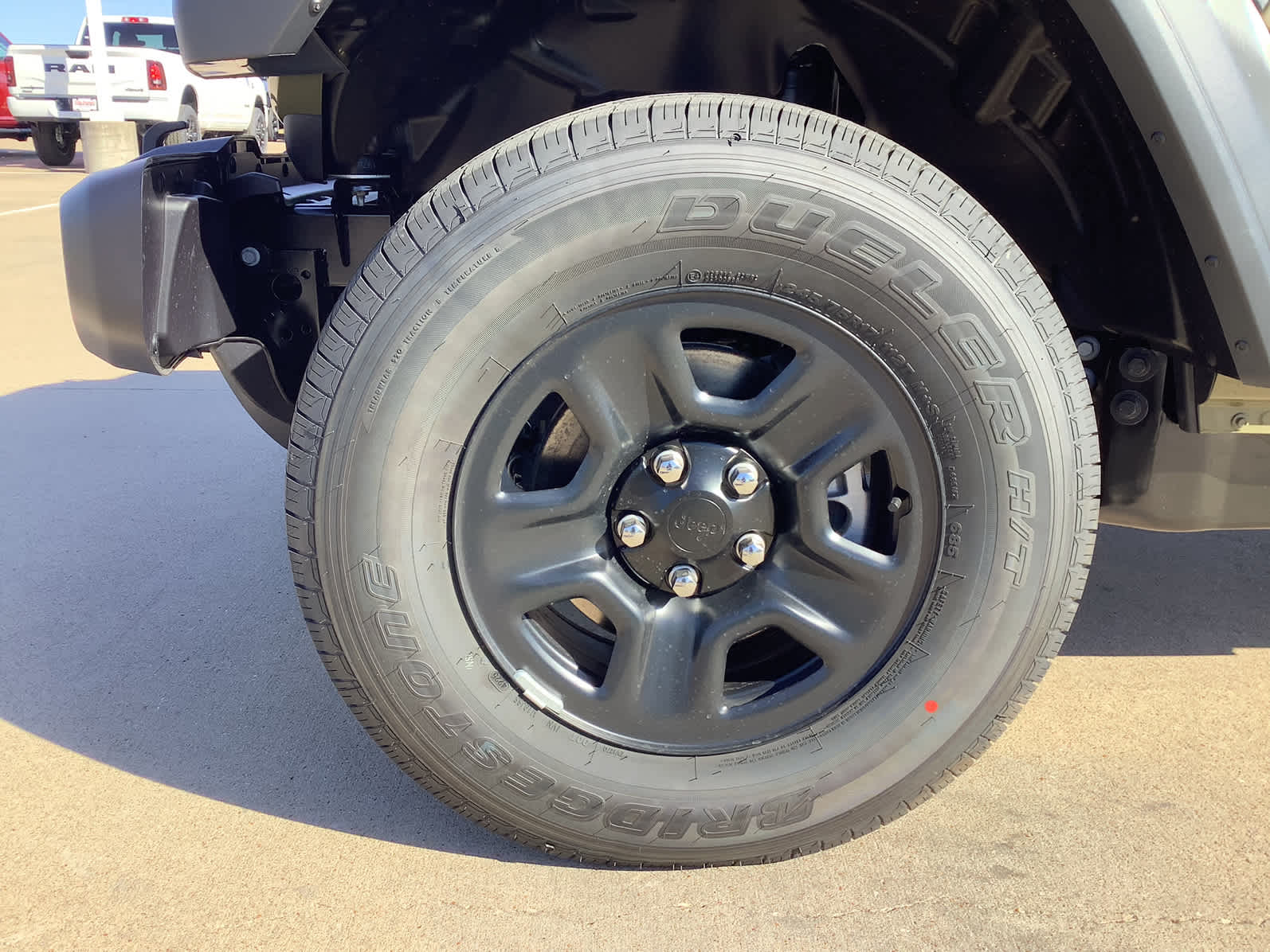 new 2026 Jeep Gladiator car, priced at $39,999