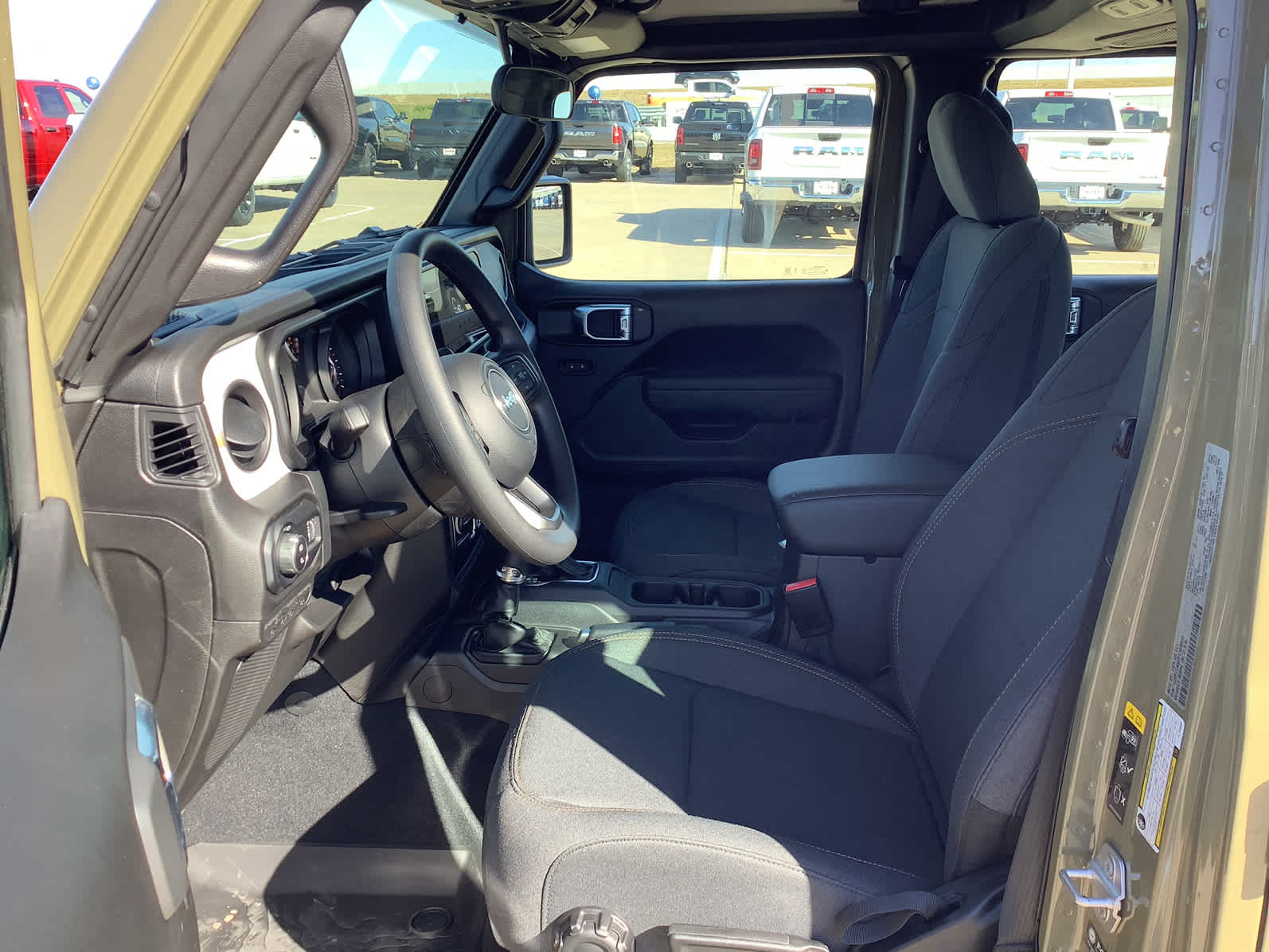 new 2026 Jeep Gladiator car, priced at $39,999