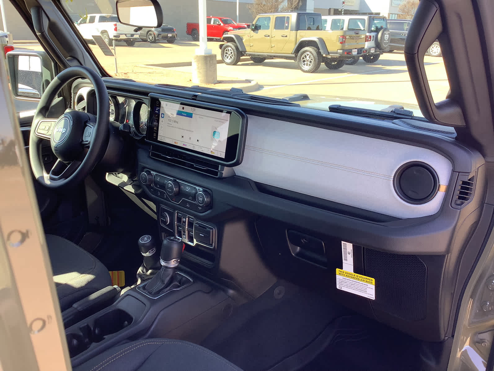 new 2026 Jeep Gladiator car, priced at $39,999