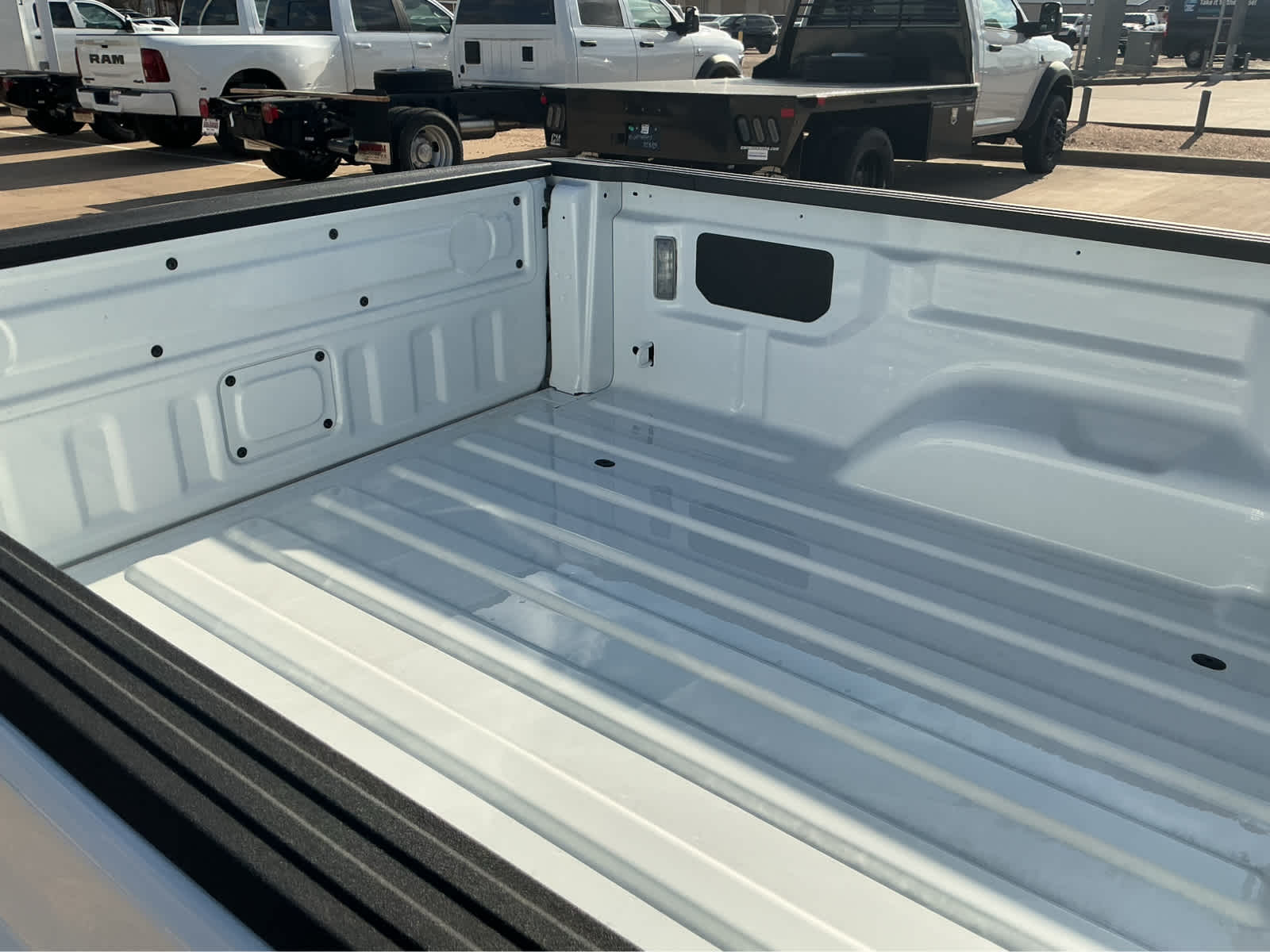 new 2026 Jeep Gladiator car, priced at $47,305