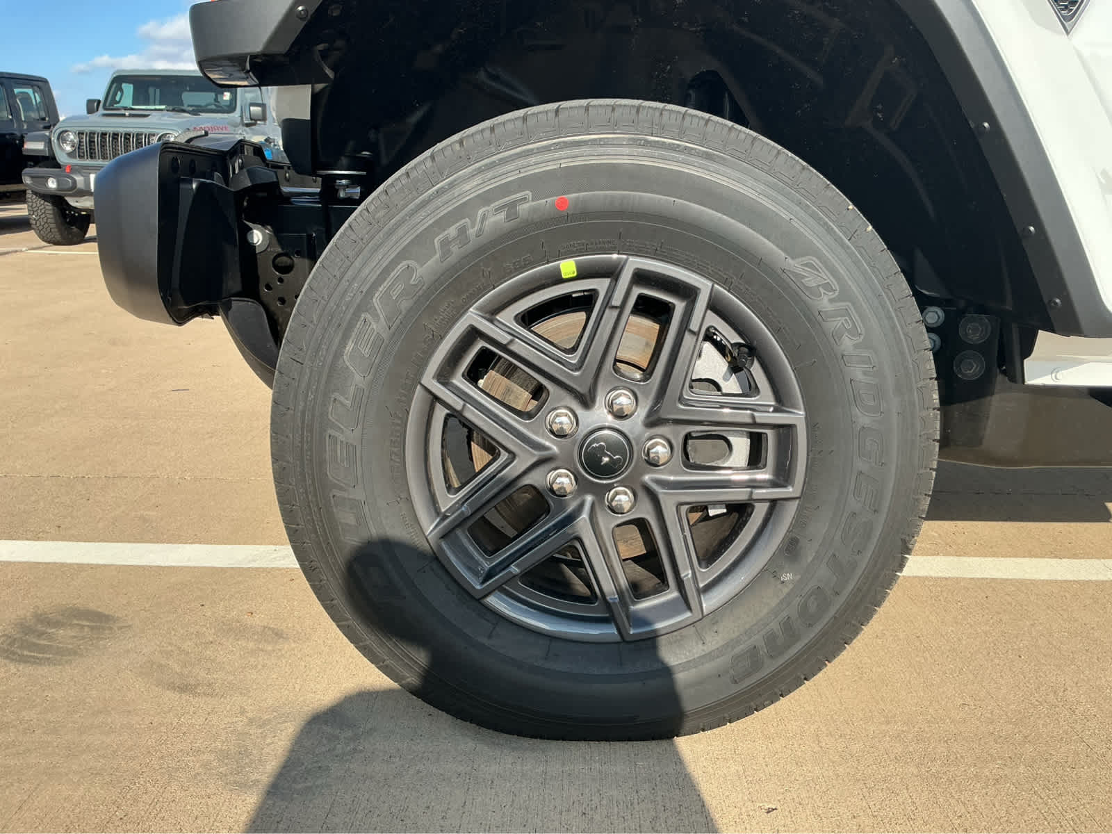 new 2026 Jeep Gladiator car, priced at $47,305