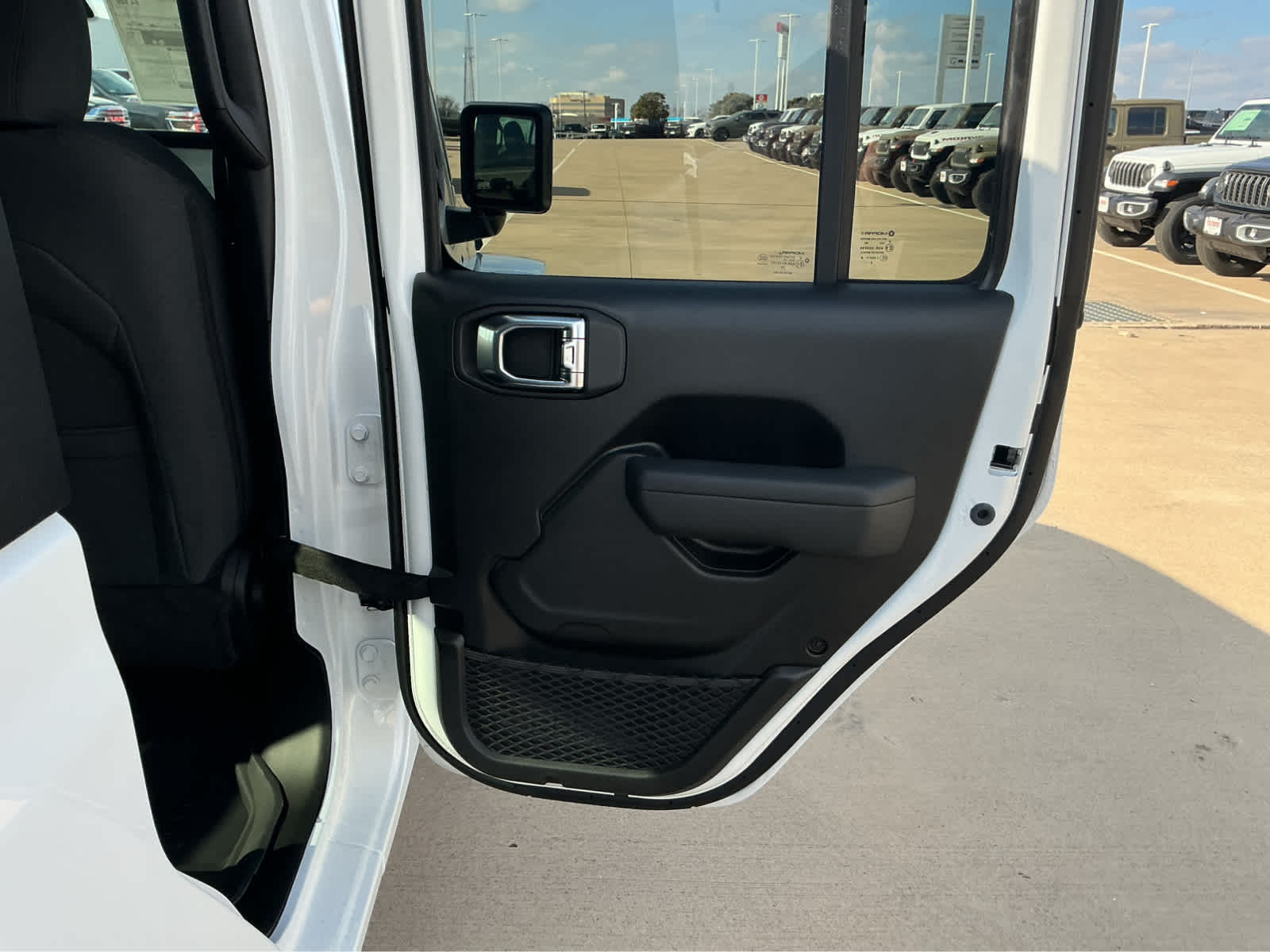 new 2026 Jeep Gladiator car, priced at $47,305