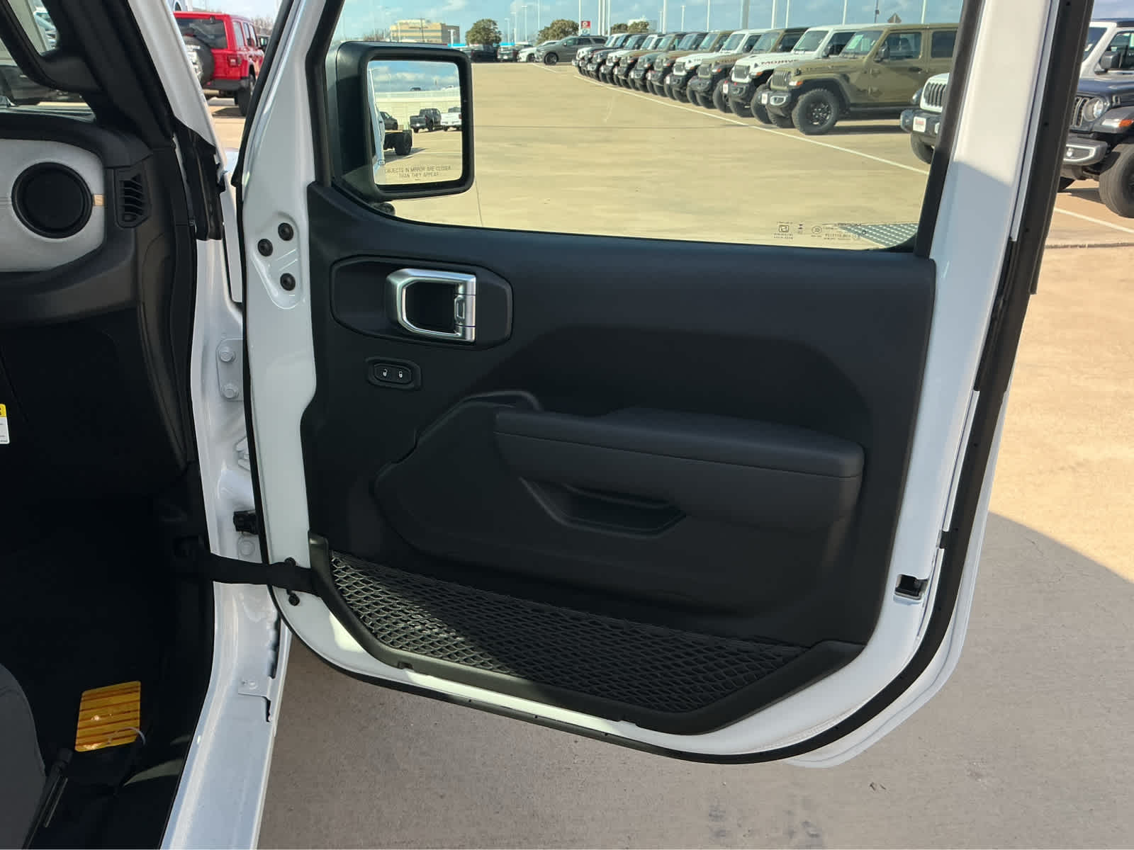 new 2026 Jeep Gladiator car, priced at $47,305