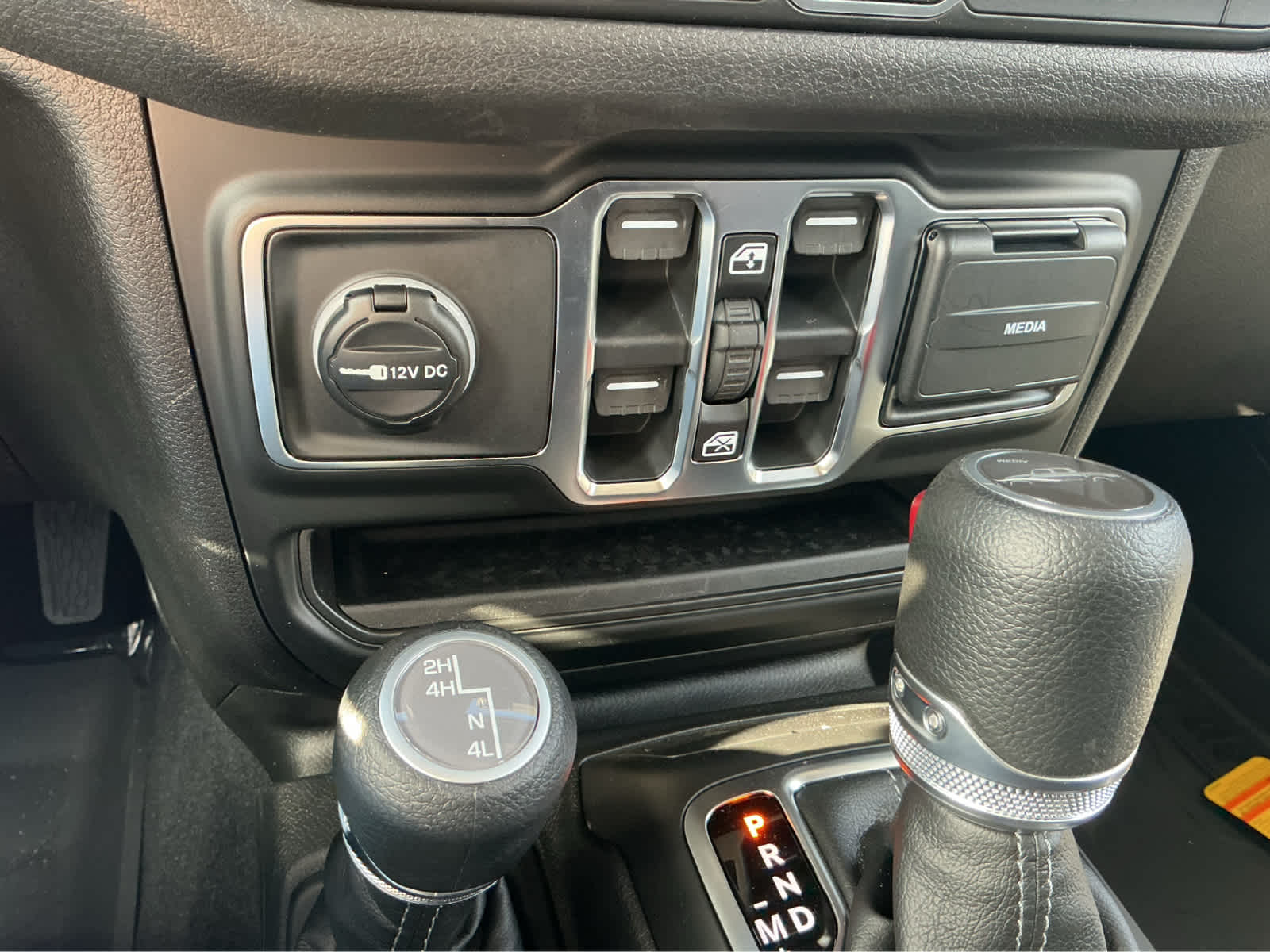 new 2026 Jeep Gladiator car, priced at $47,305