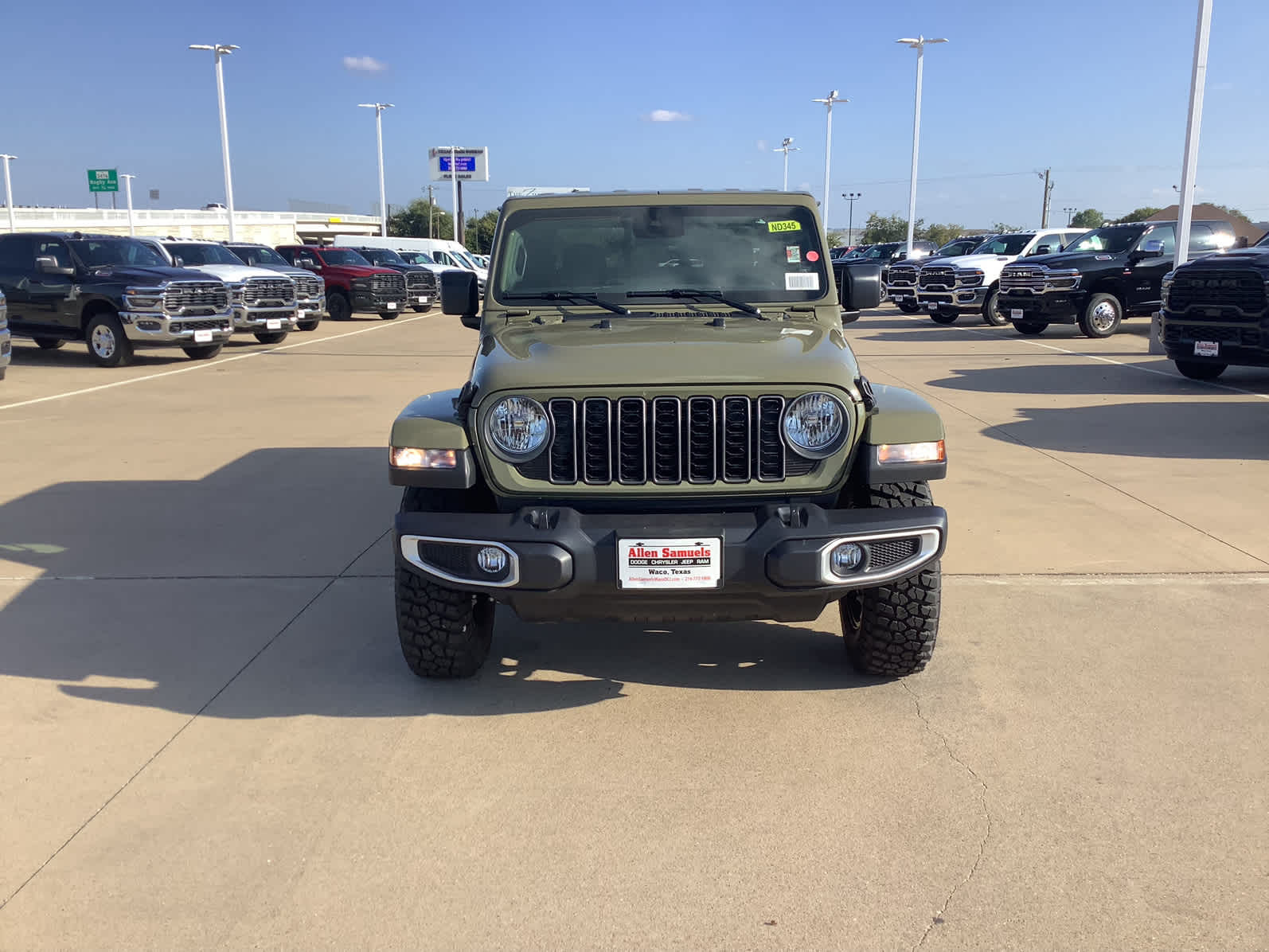 New Car 2025 Jeep Gladiator  Texas Trail For Sale Under $50,000 In Waco, Texas