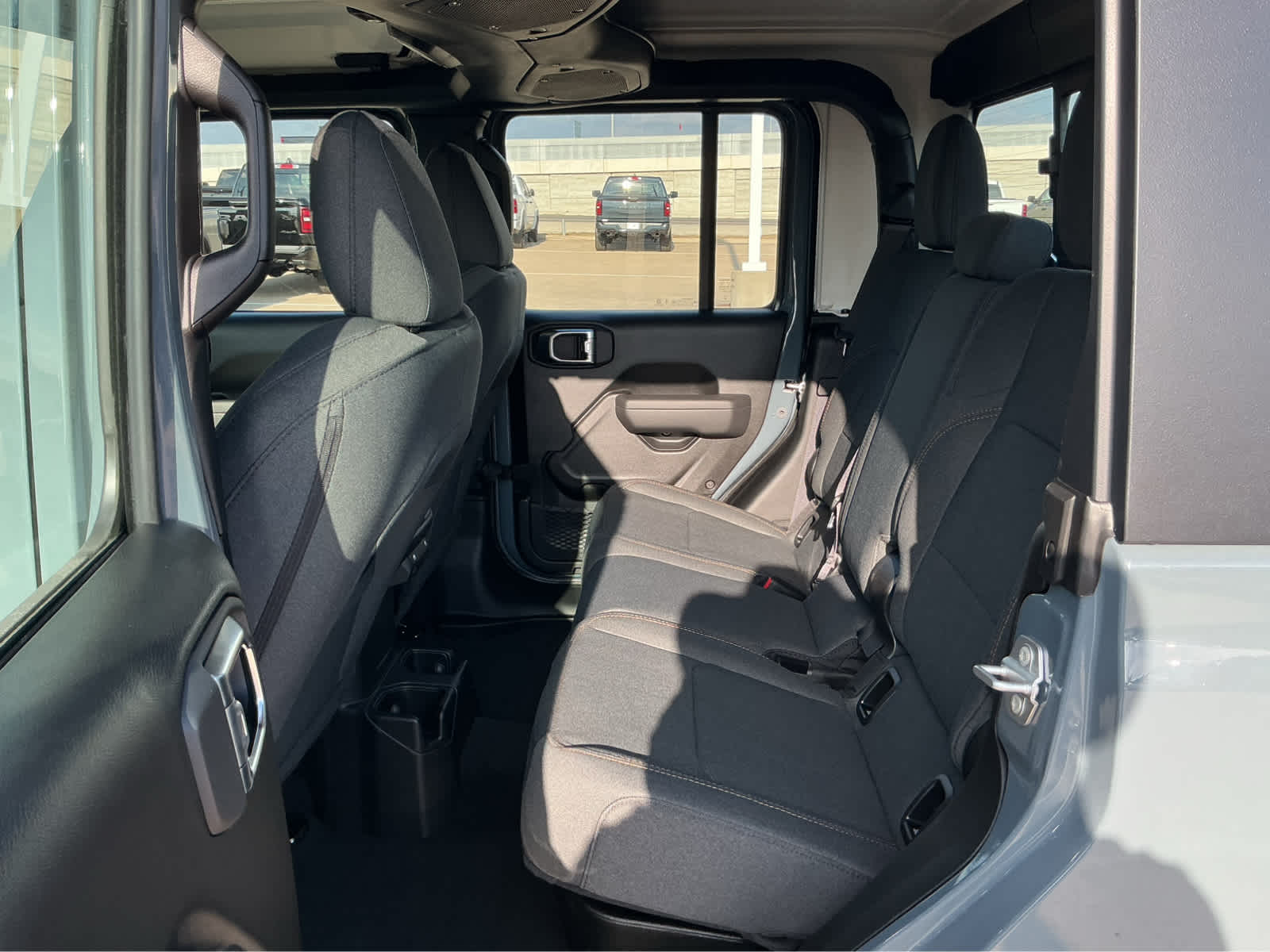 new 2026 Jeep Gladiator car, priced at $39,999