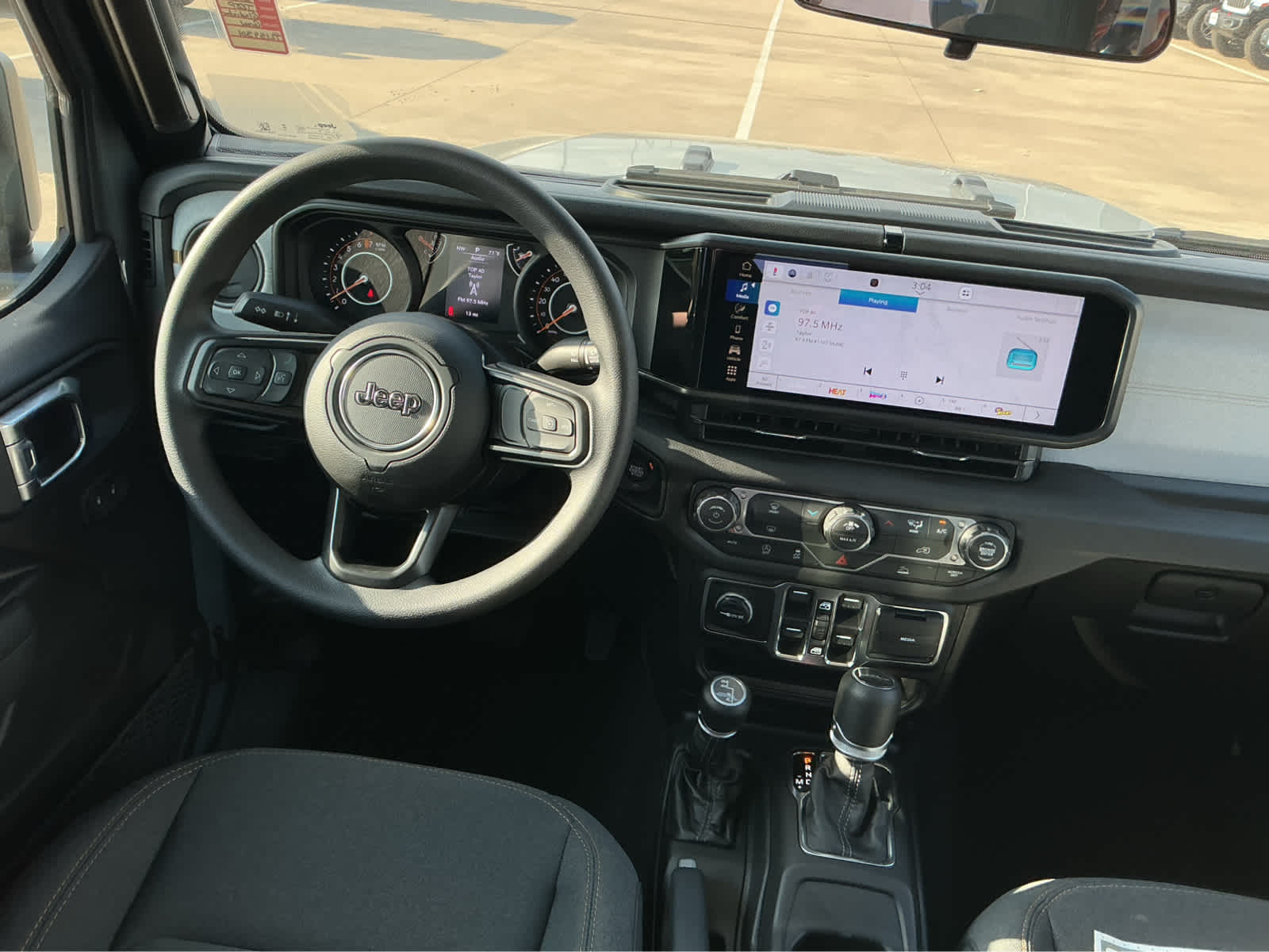 new 2026 Jeep Gladiator car, priced at $39,999