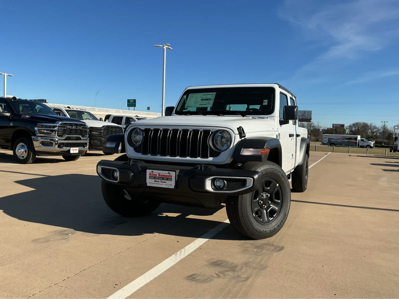 new 2026 Jeep Gladiator car, priced at $43,115