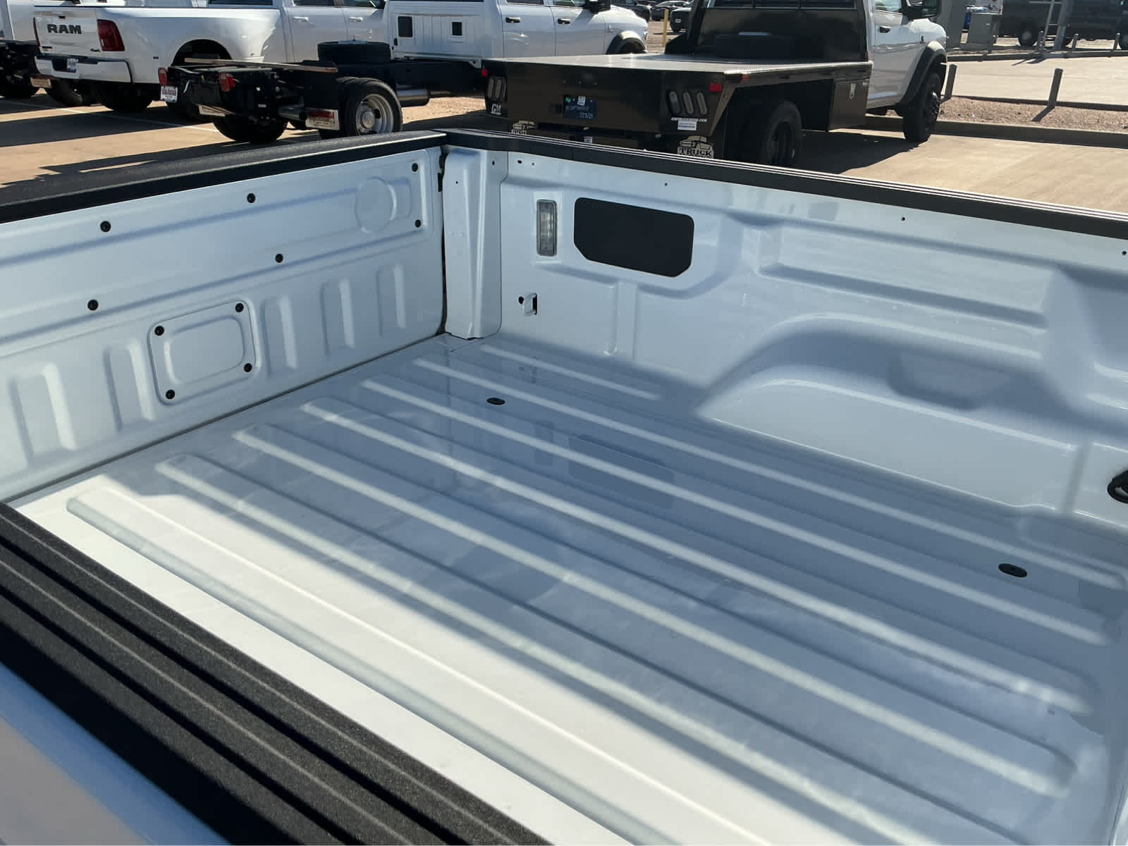 new 2026 Jeep Gladiator car, priced at $43,115