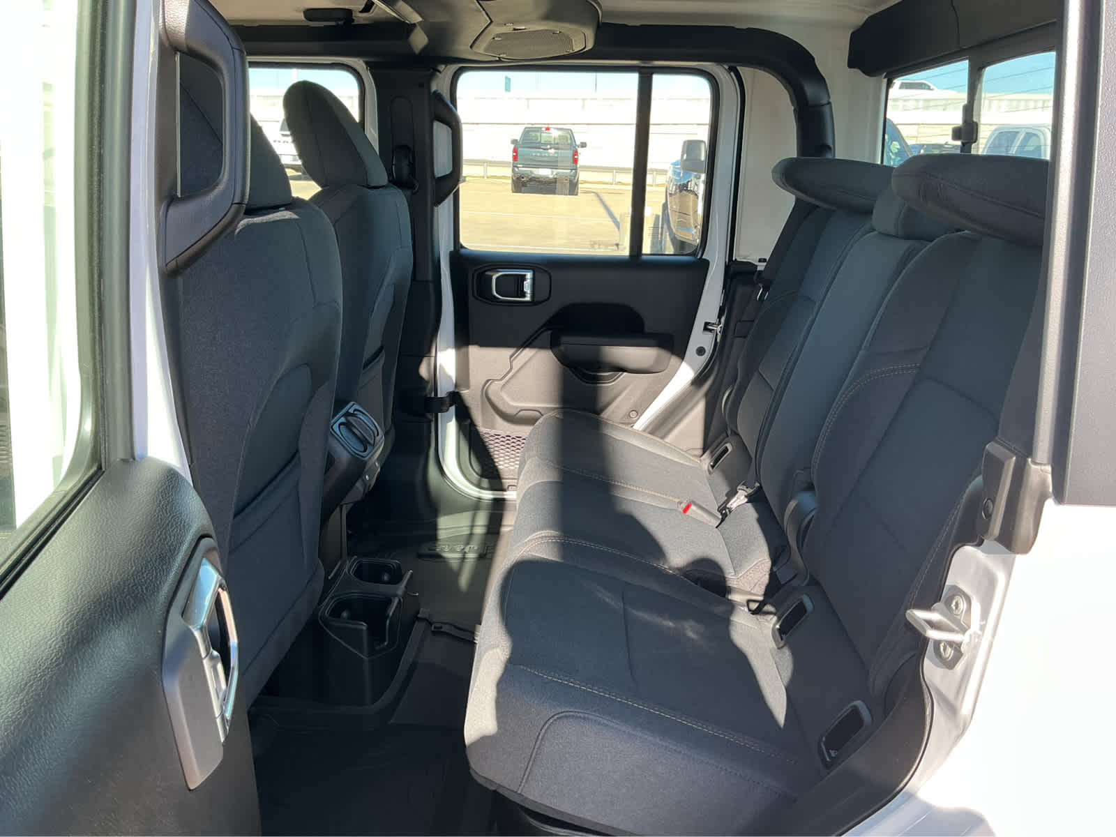 new 2026 Jeep Gladiator car, priced at $43,115