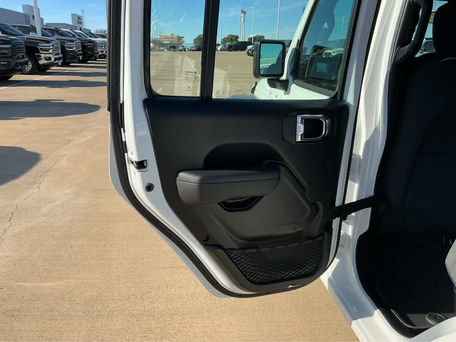 new 2026 Jeep Gladiator car, priced at $43,115