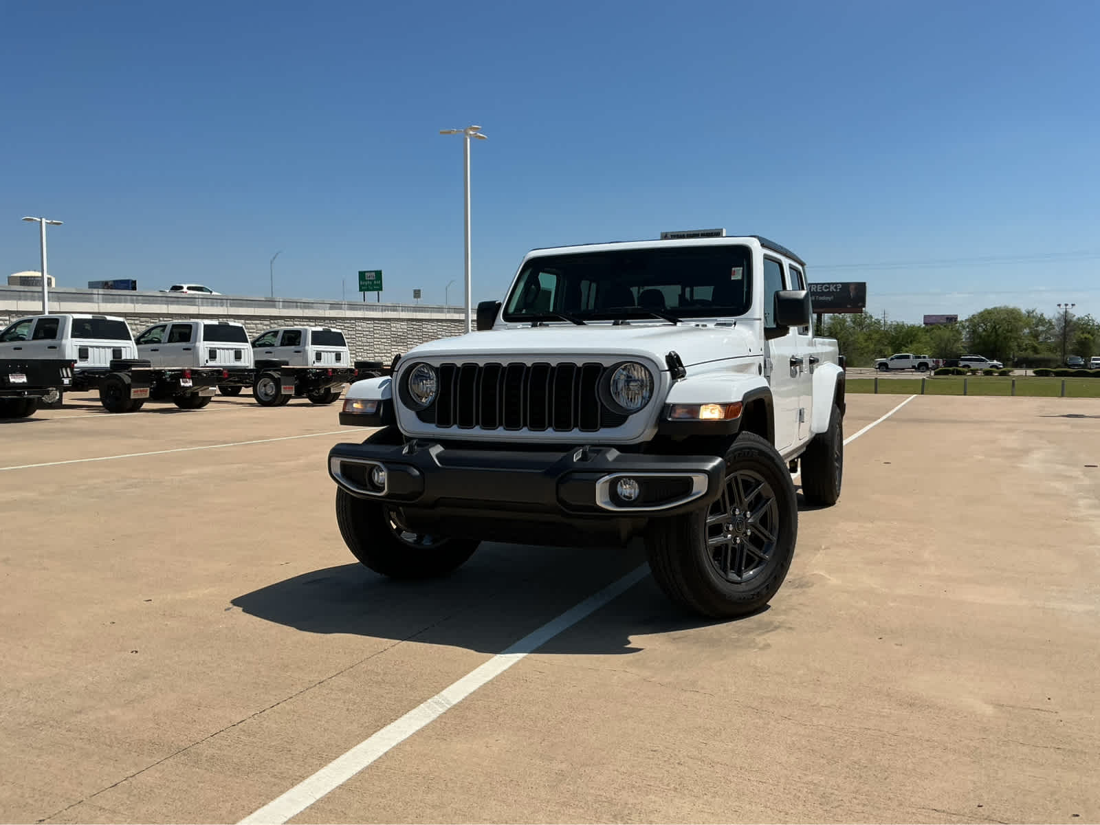 New Car 2025 Jeep Gladiator  Sport S For Sale Under $50,000 In Waco, Texas