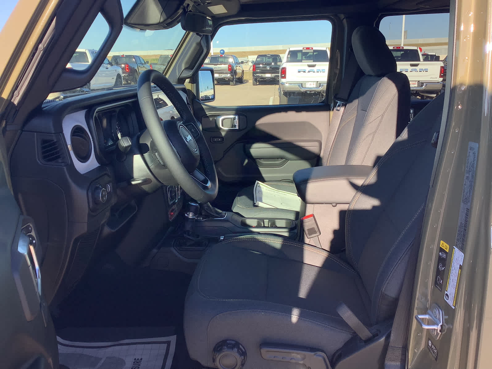 new 2026 Jeep Gladiator car, priced at $46,482