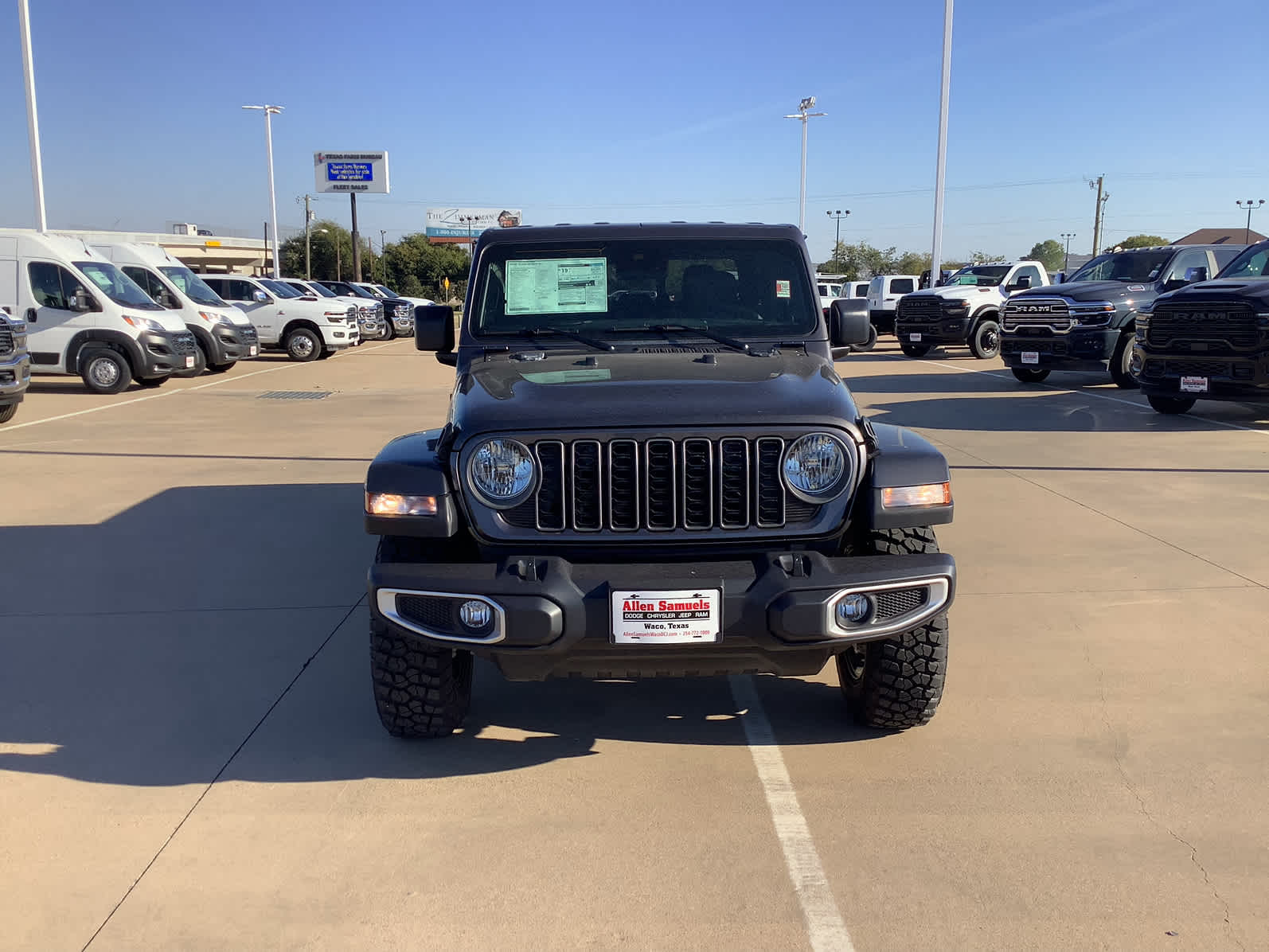 New Car 2025 Jeep Gladiator  Texas Trail For Sale Under $50,000 In Waco, Texas