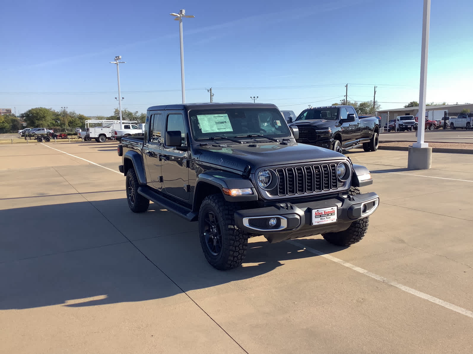 New Car 2025 Jeep Gladiator  Texas Trail For Sale Under $50,000 In Waco, Texas