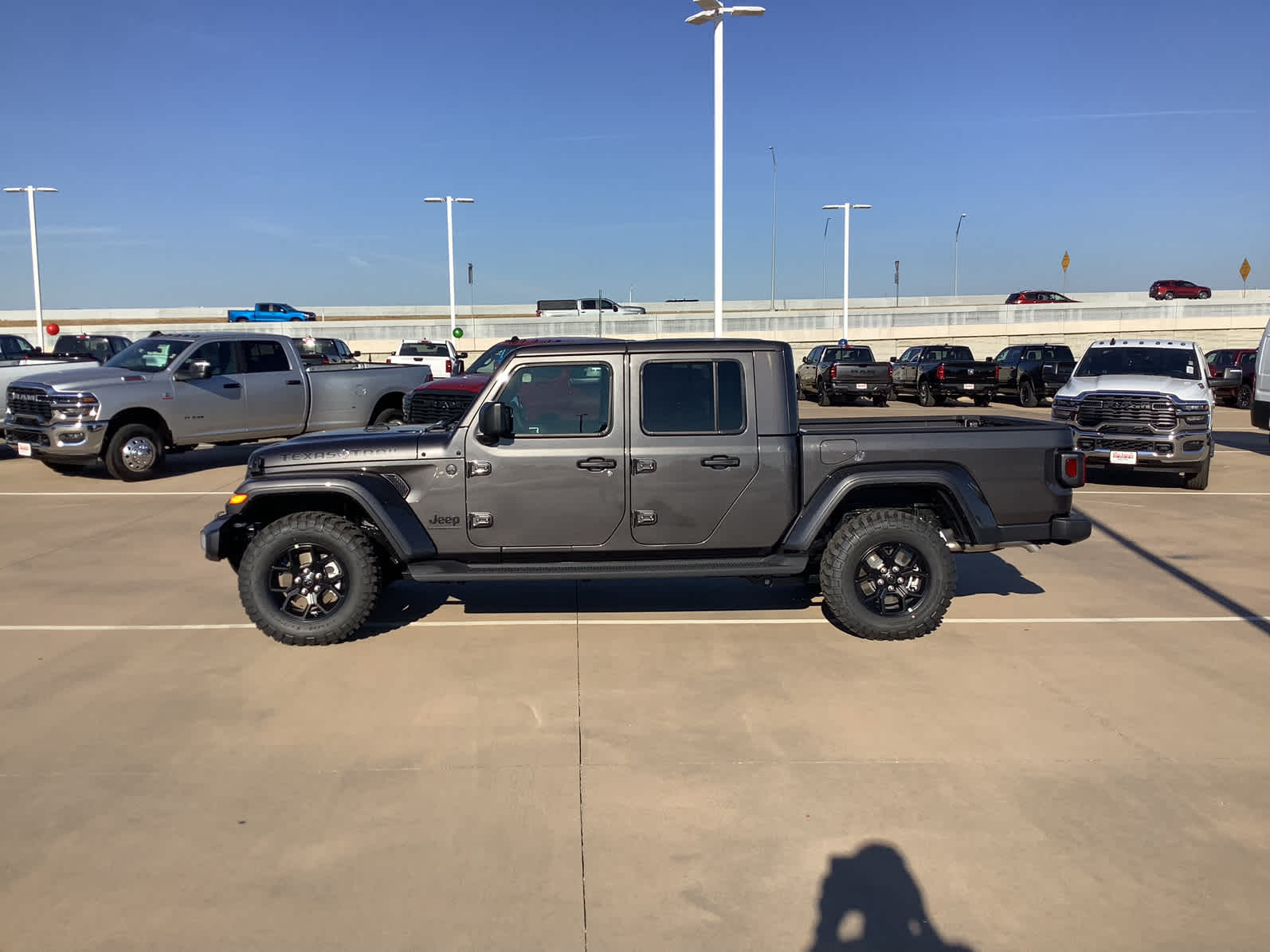 New Car 2025 Jeep Gladiator  Texas Trail For Sale Under $50,000 In Waco, Texas