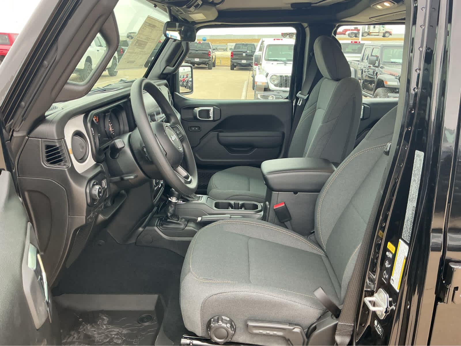 new 2026 Jeep Gladiator car, priced at $40,204