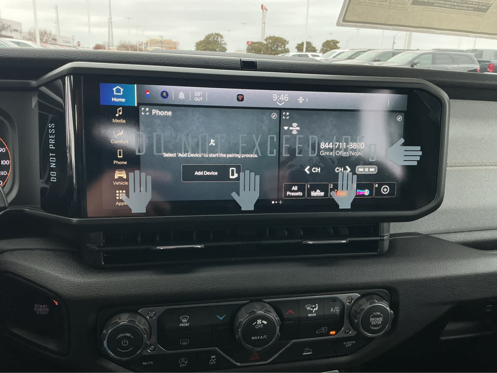 new 2026 Jeep Gladiator car, priced at $40,204