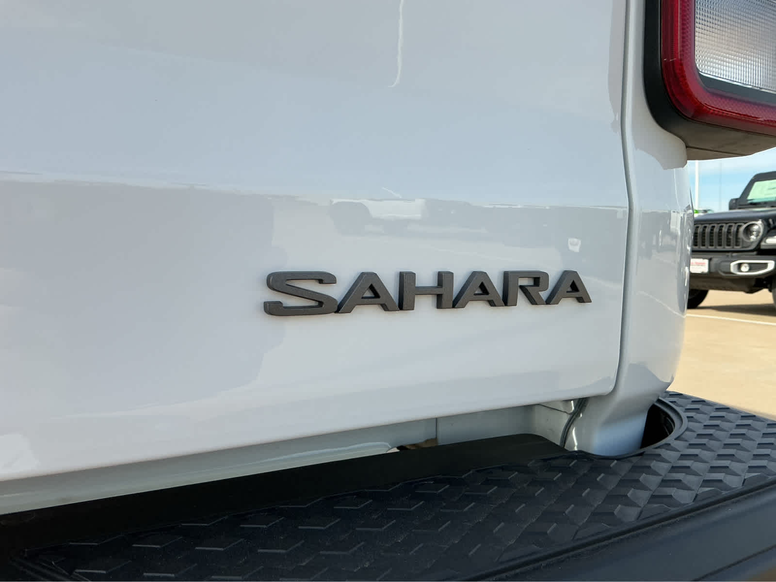 new 2026 Jeep Gladiator car, priced at $45,253