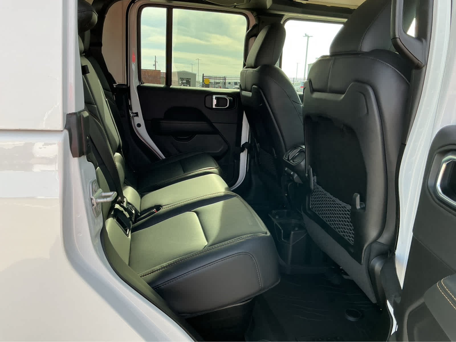 new 2026 Jeep Gladiator car, priced at $45,253